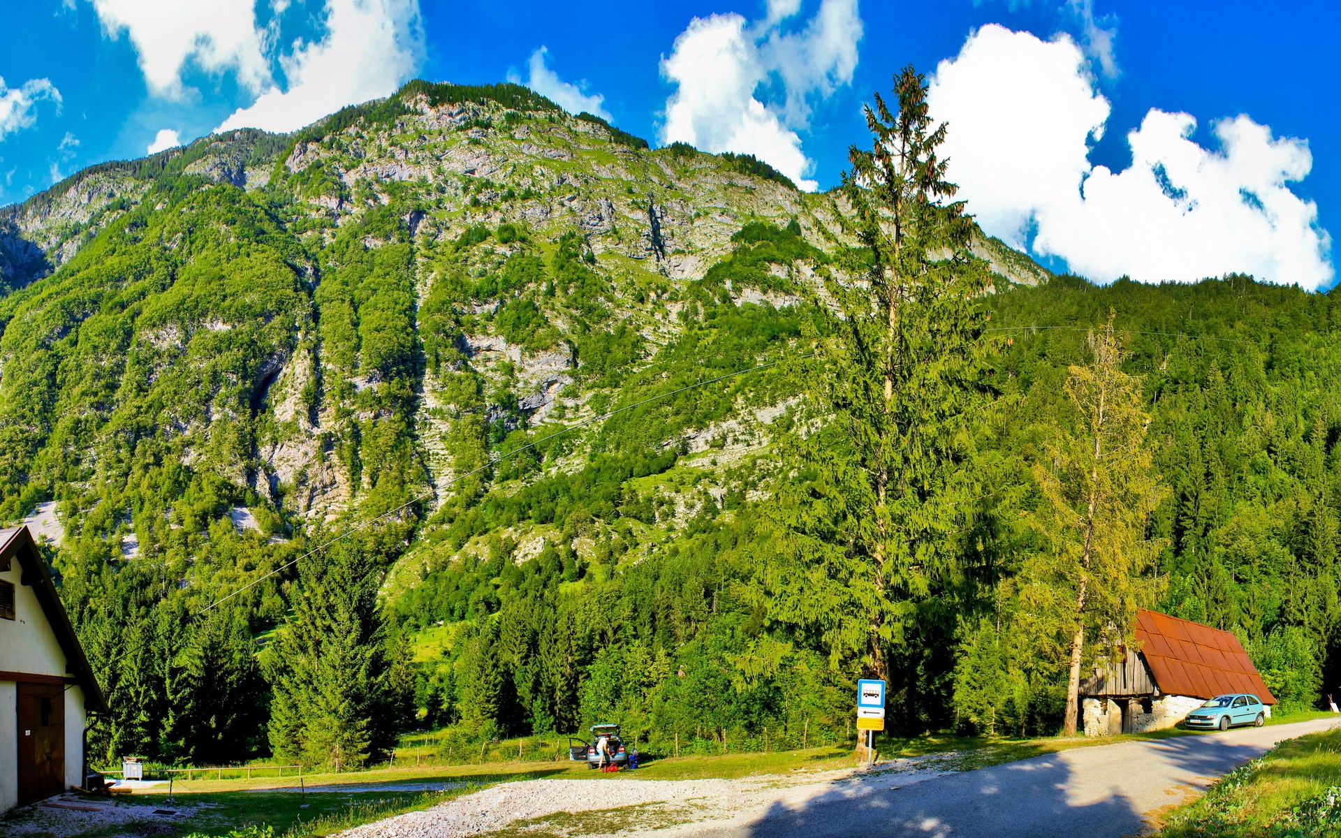 Mountain landscape with houses and trees HD Wallpaper