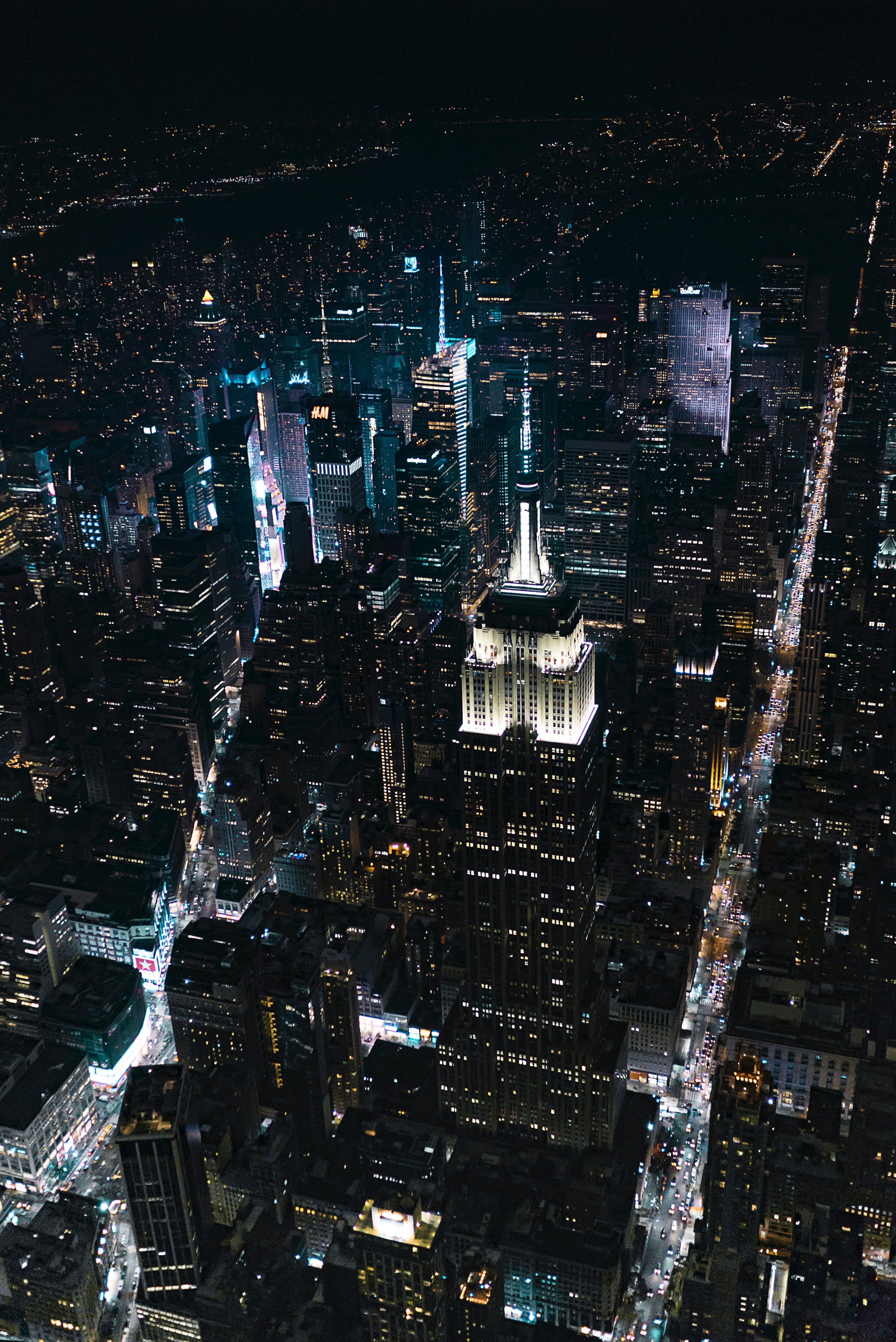 Empire State Building at Night, New York City HD Wallpaper