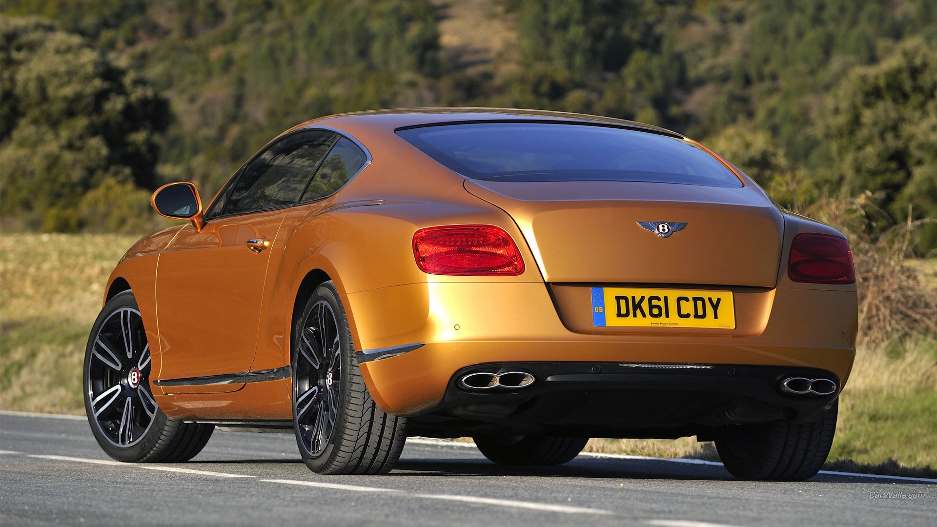 Bentley Continental GT Coupe HD Wallpaper