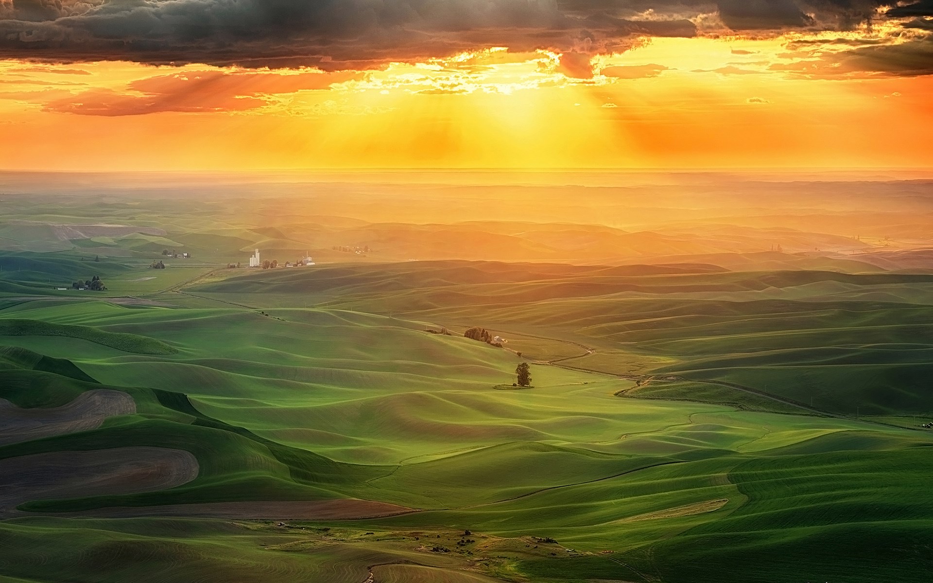 Sunset Over Rolling Tuscan Hills HD Wallpaper