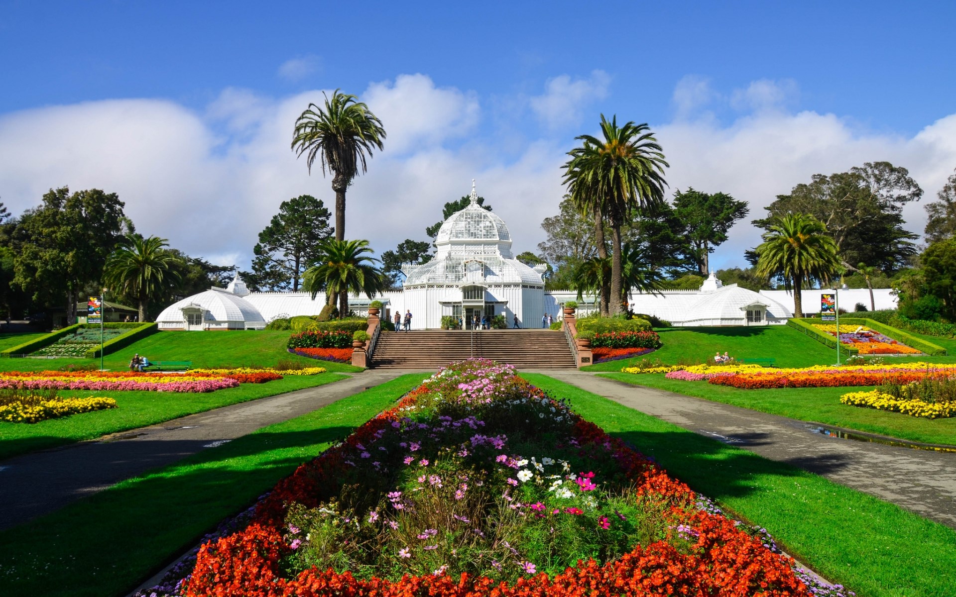 Conservatory of Flowers in Golden Gate Park HD Wallpaper