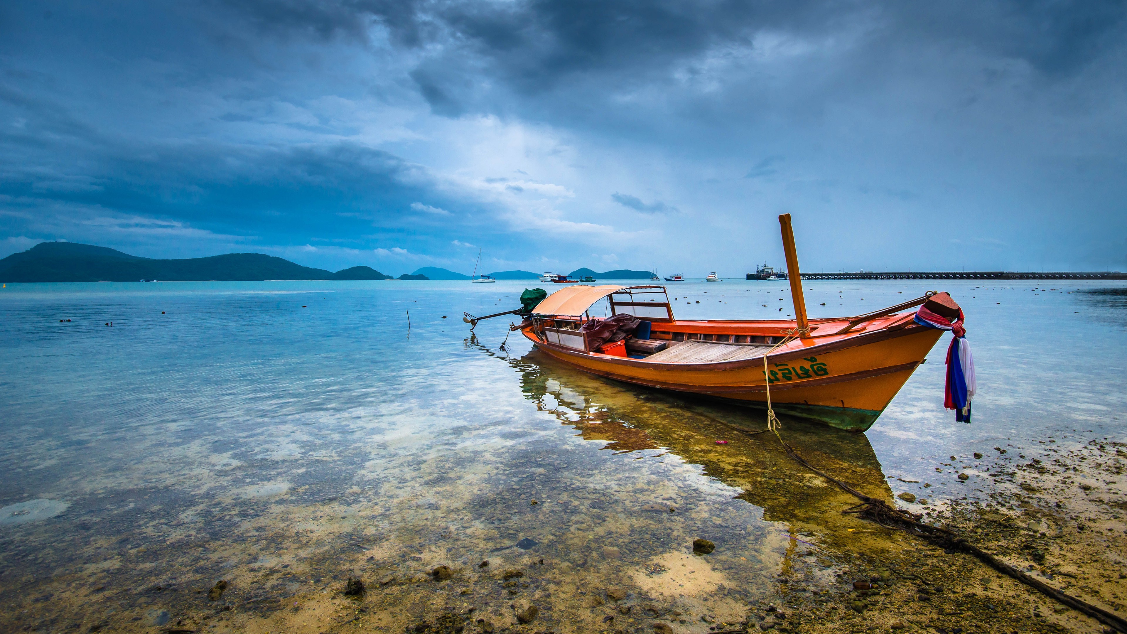 Orange boat on the sea in Thailand HD Wallpaper