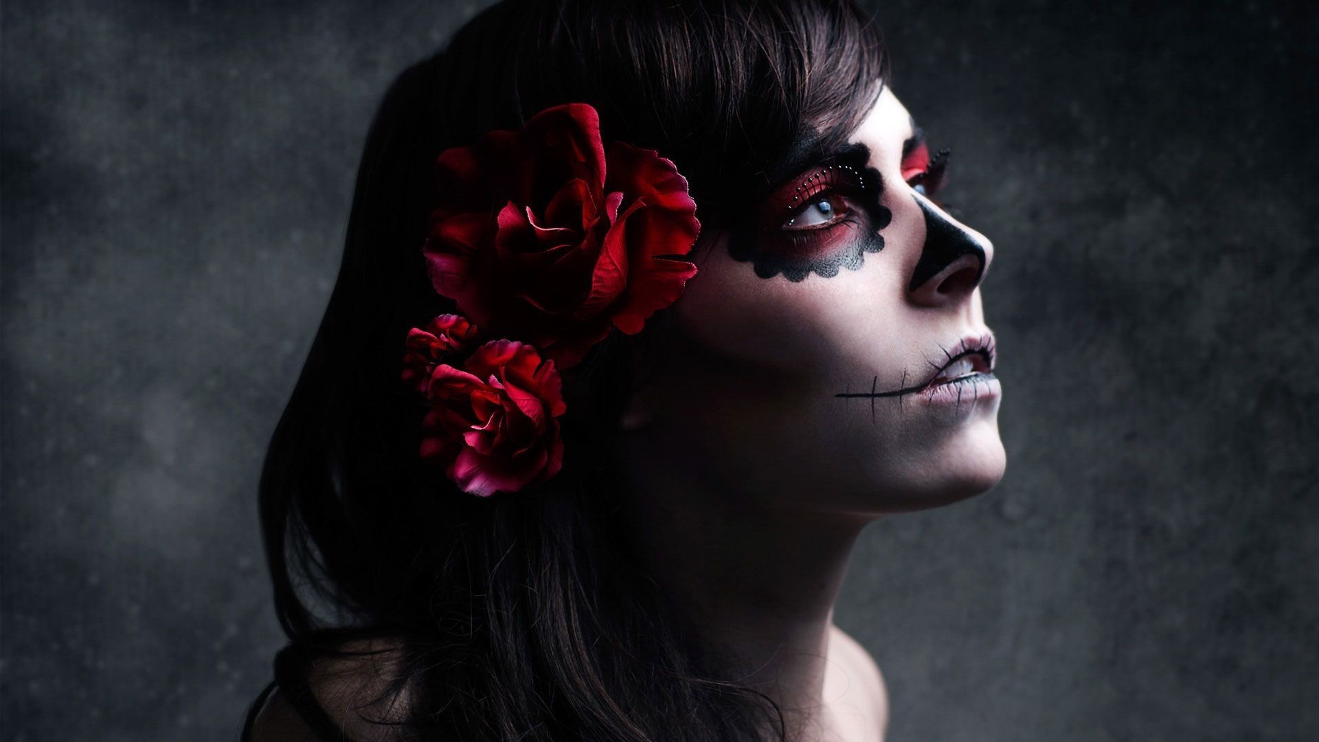 Woman with Sugar Skull Makeup and Red Roses HD Wallpaper