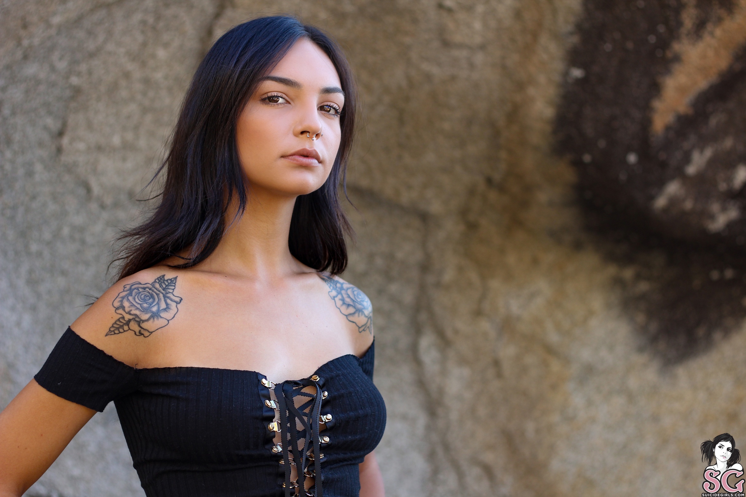 Woman with rose tattoos and nose ring HD Wallpaper