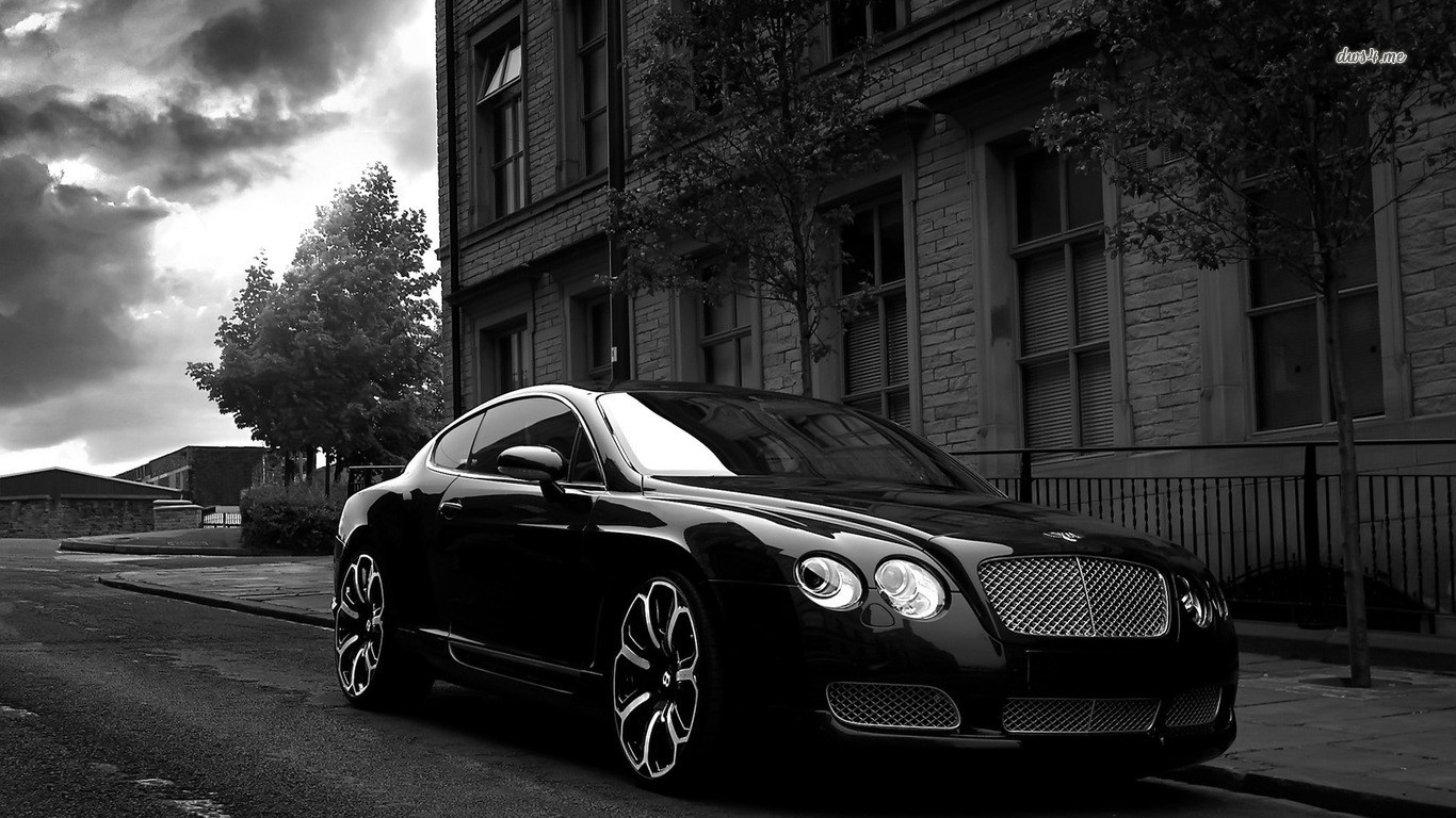 Black Bentley Continental GT parked on street HD Wallpaper