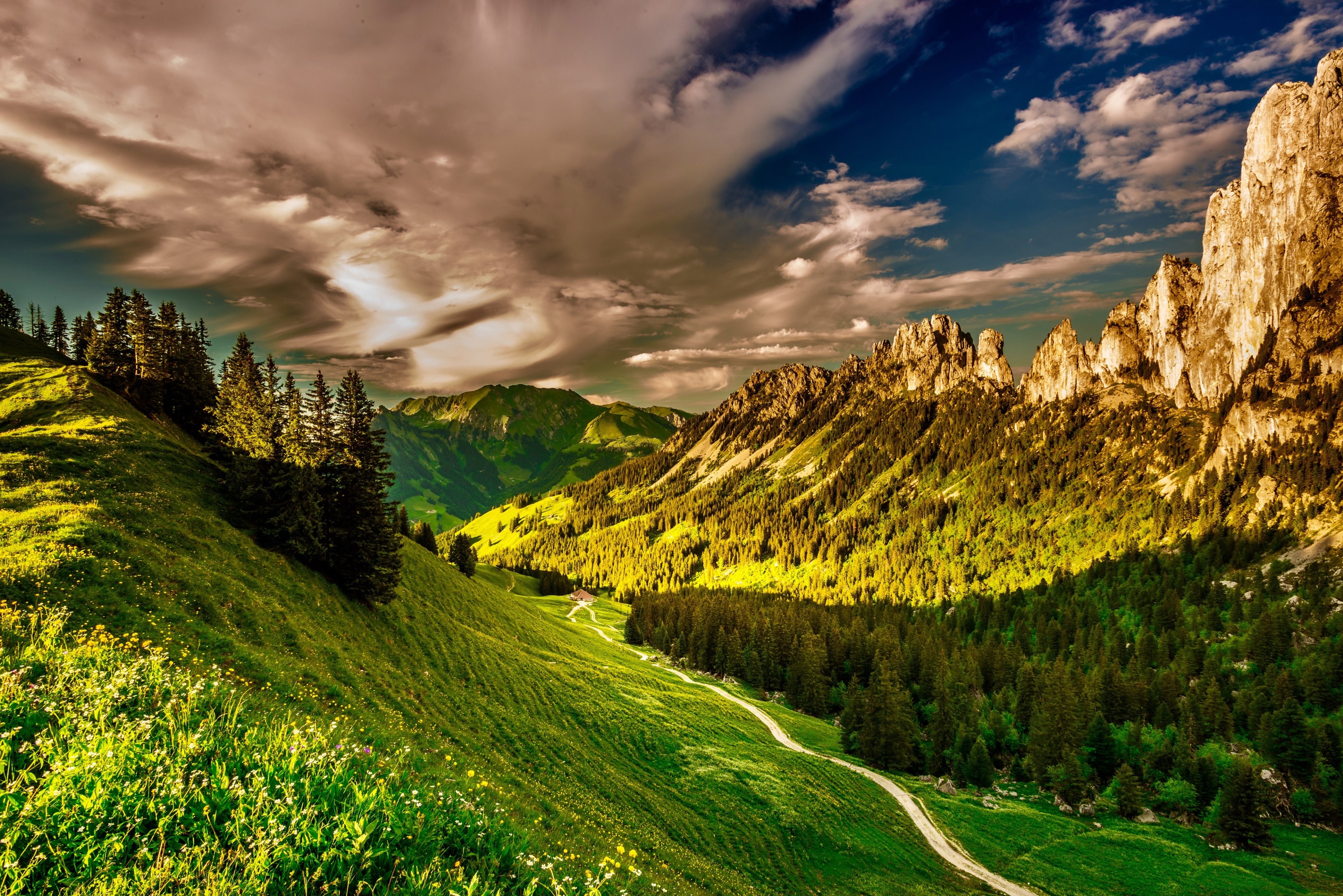 4K Landscape with Mountains and Clouds HD Wallpaper