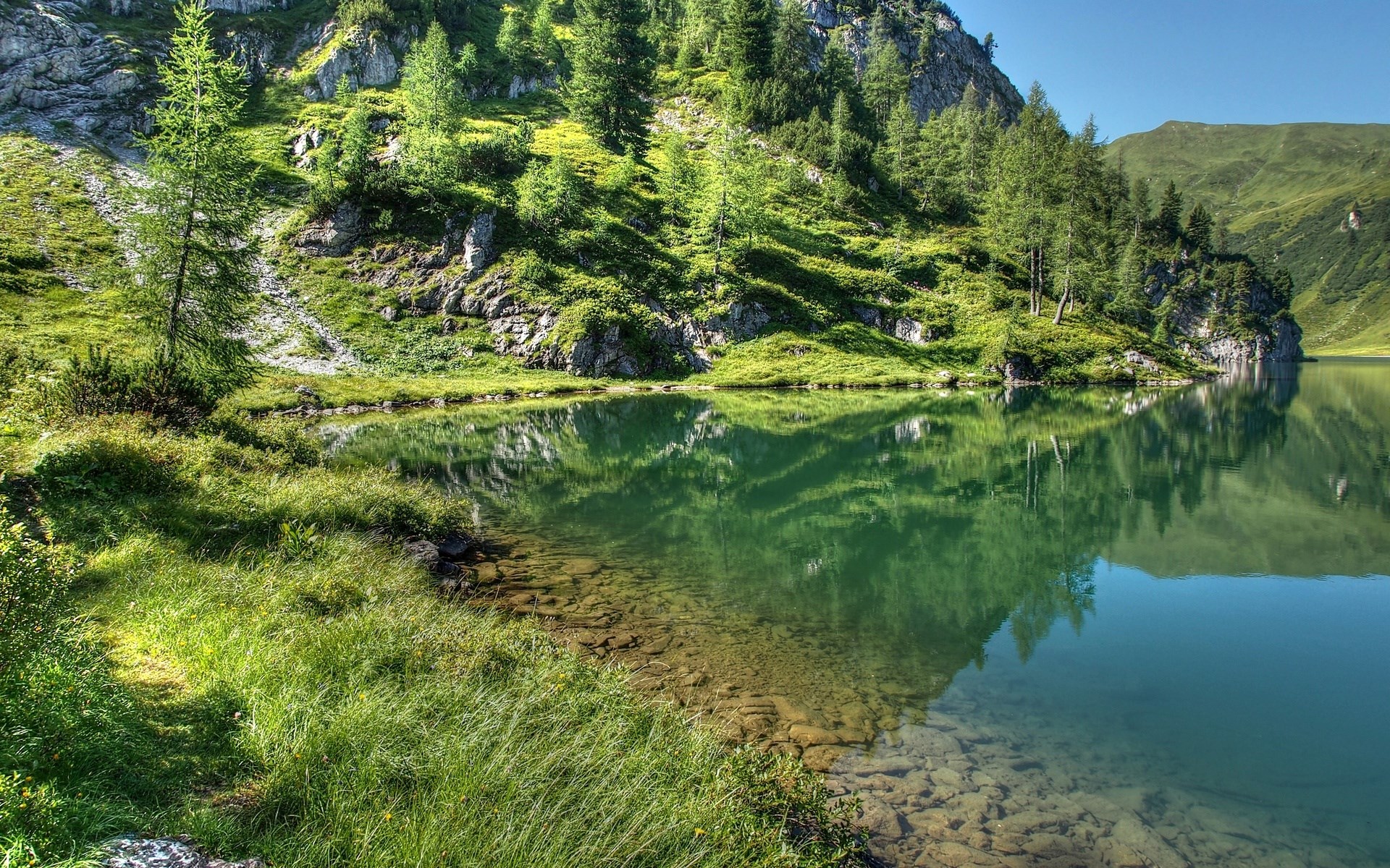 Mountain lake with trees and reflections HD Wallpaper
