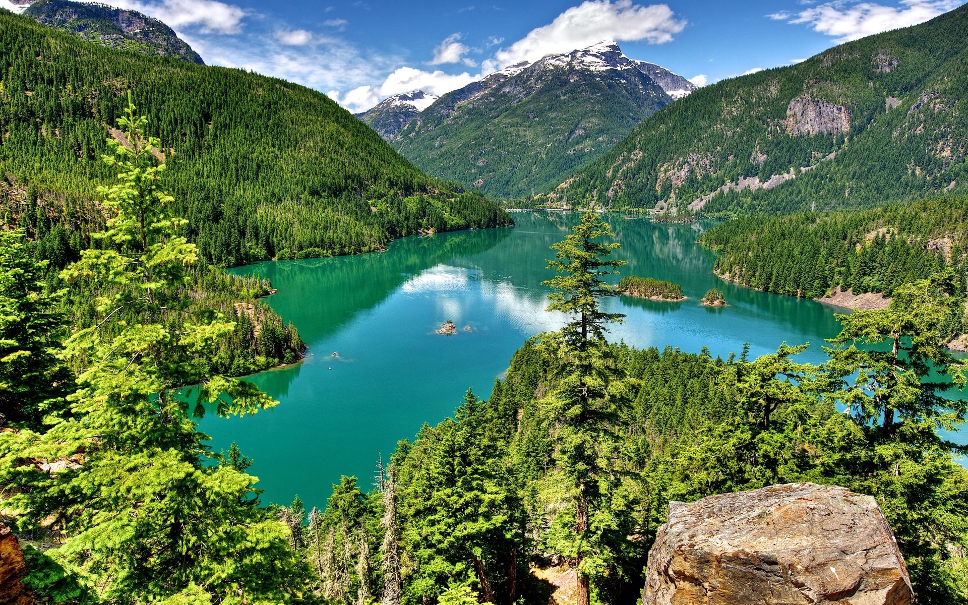 Diablo Lake in North Cascades National Park HD Wallpaper