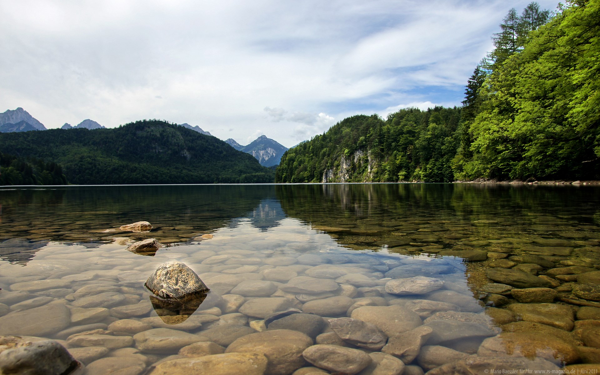 Lake with Mountains and Forest HD Wallpaper