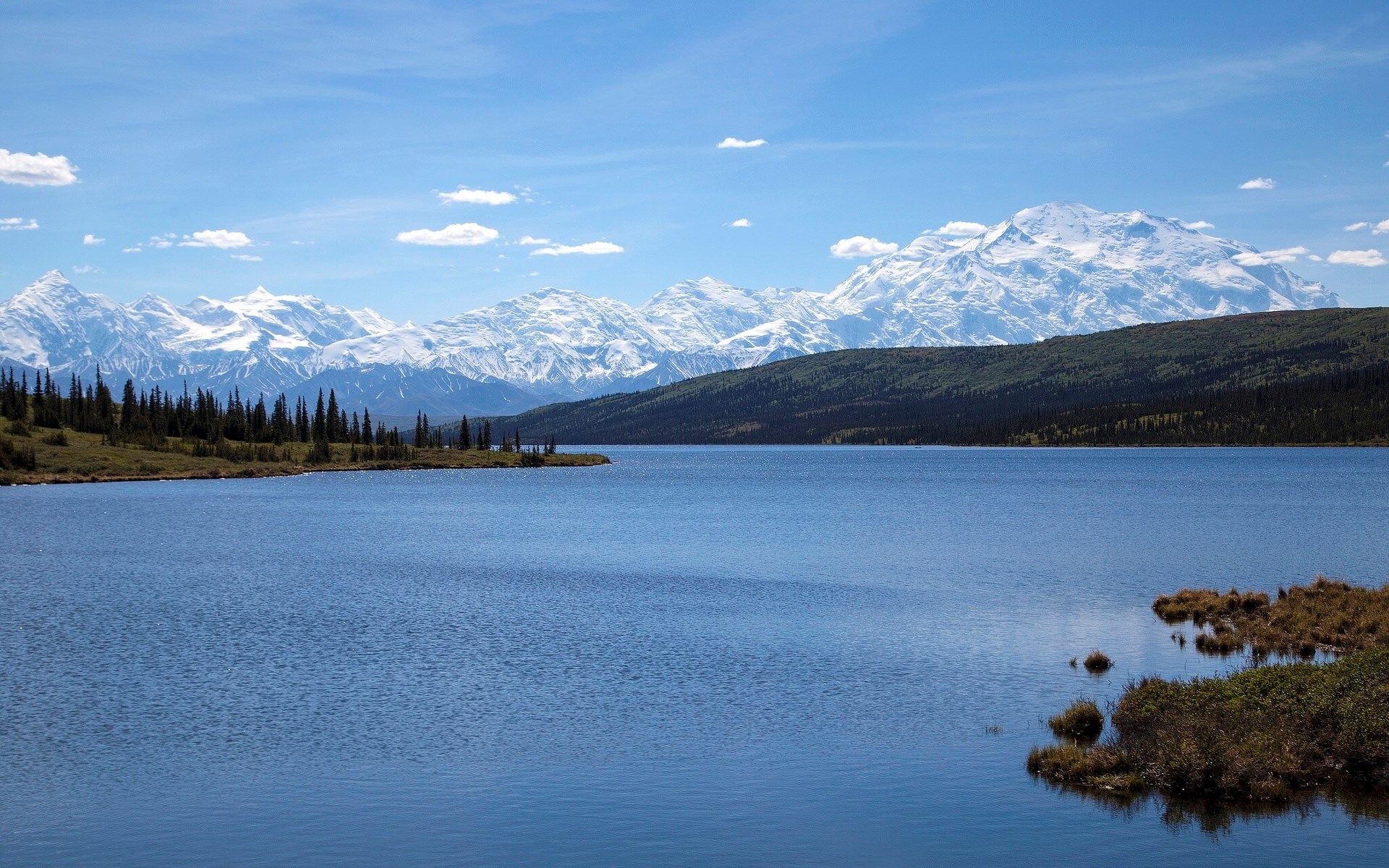 Denali National Park Lake and Mountains HD Wallpaper