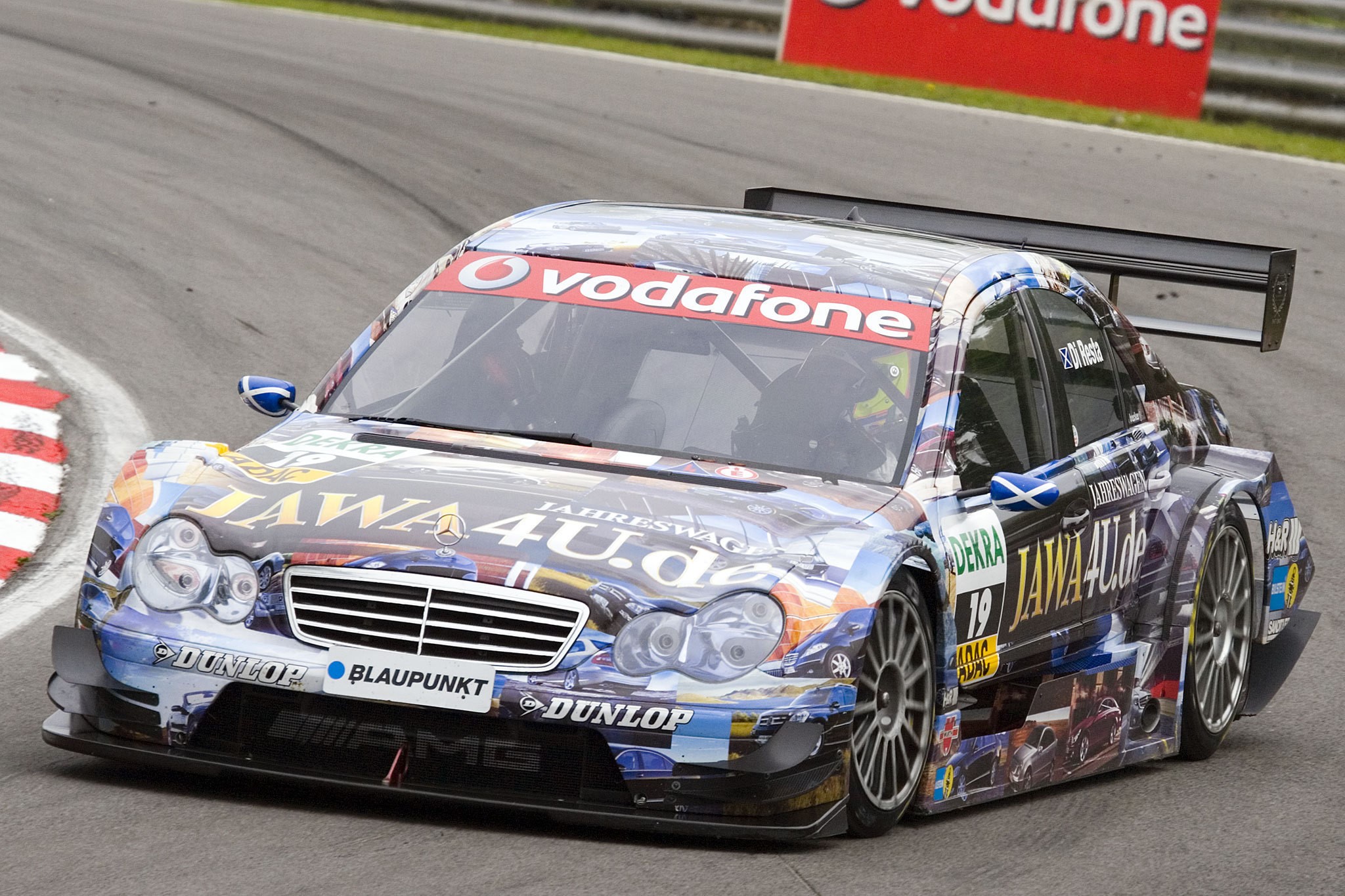 Mercedes-Benz DTM race car with Vodafone sponsorship HD Wallpaper