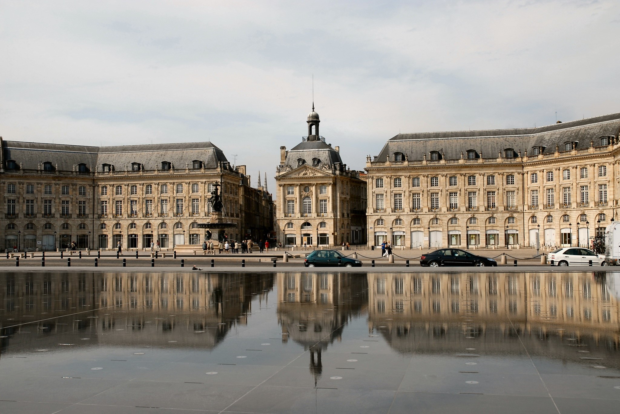 Place de la Bourse, Bordeaux, France HD Wallpaper