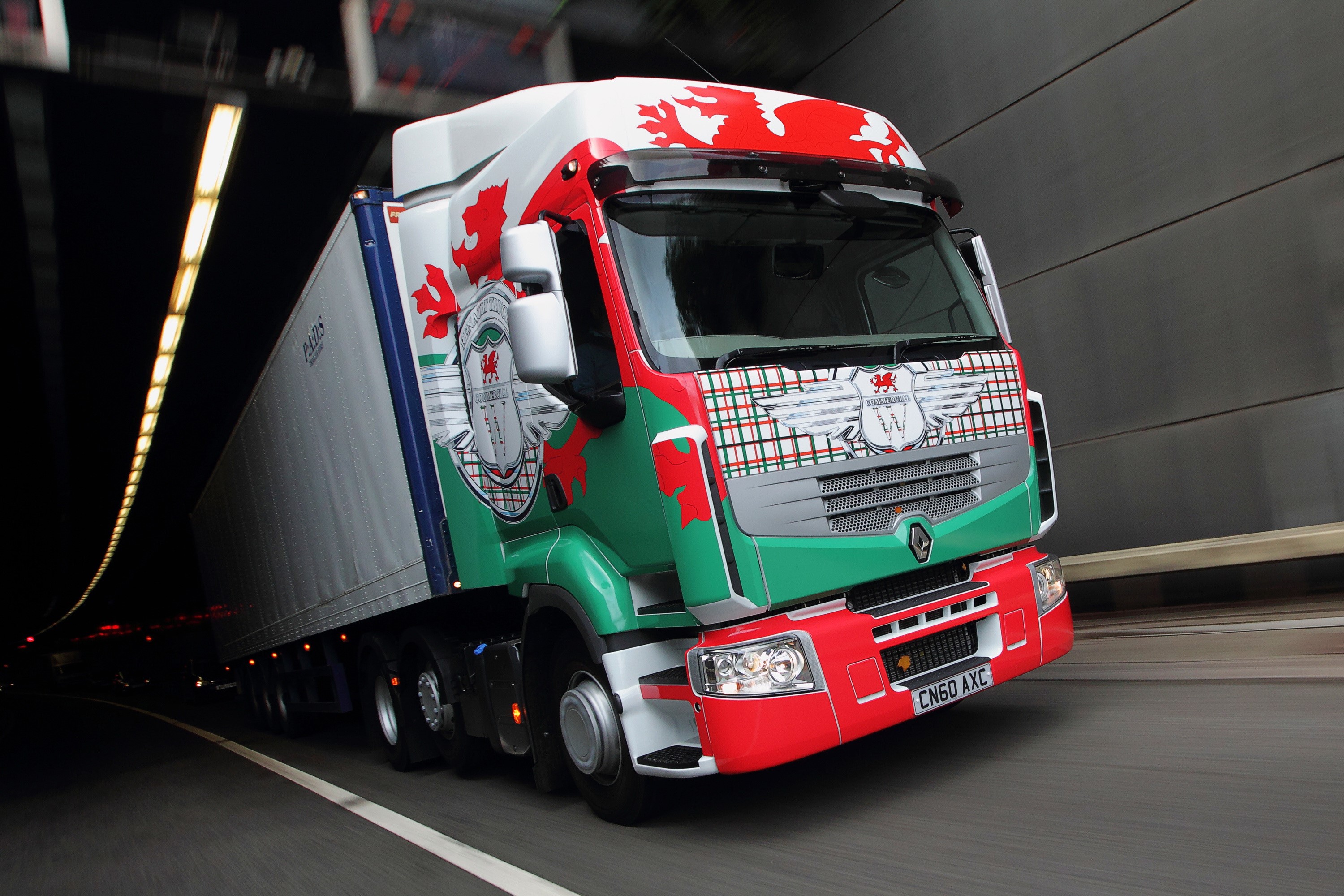 Renault truck with Welsh dragon livery in tunnel HD Wallpaper
