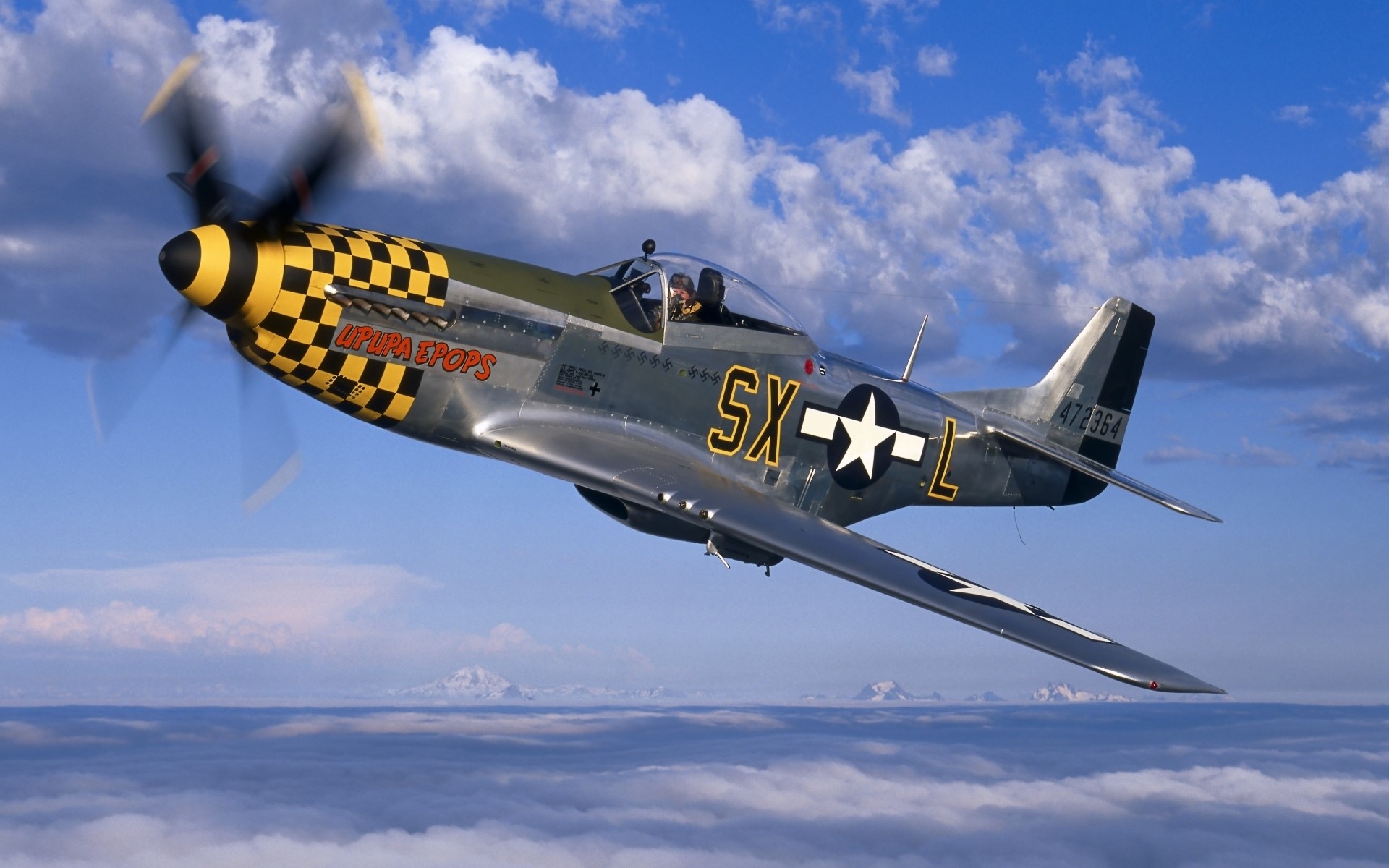 North American P-51 Mustang airplane in flight HD Wallpaper