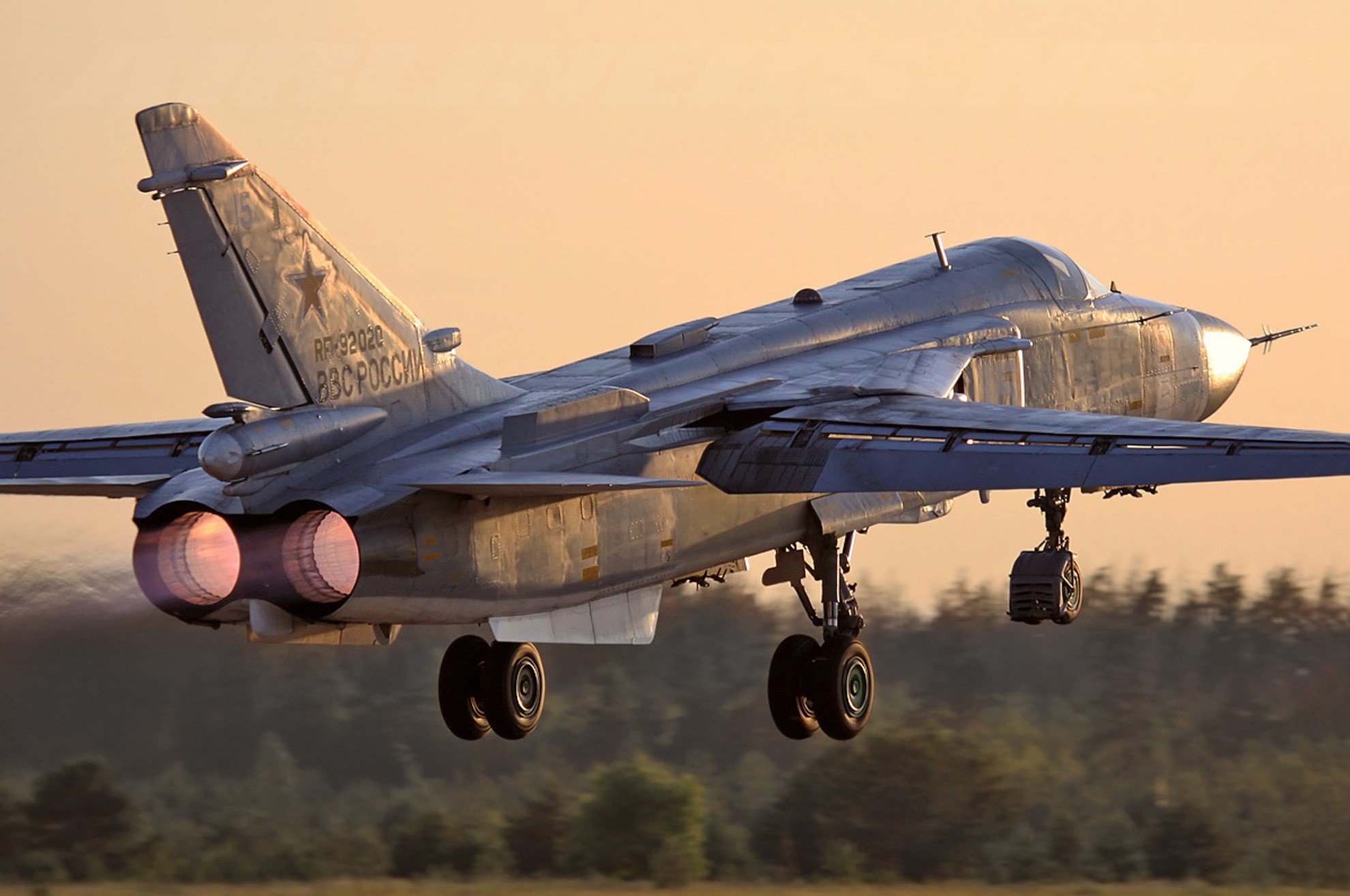 Russian Air Force jet taking off HD Wallpaper