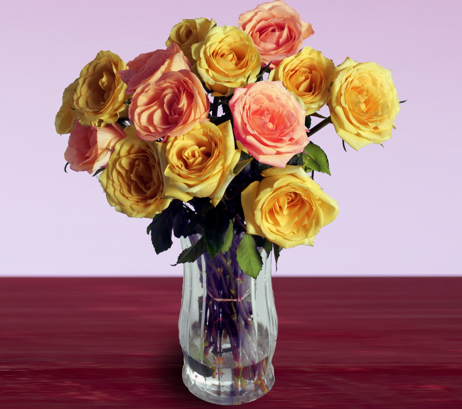 Bouquet of yellow and pink roses in a vase HD Wallpaper