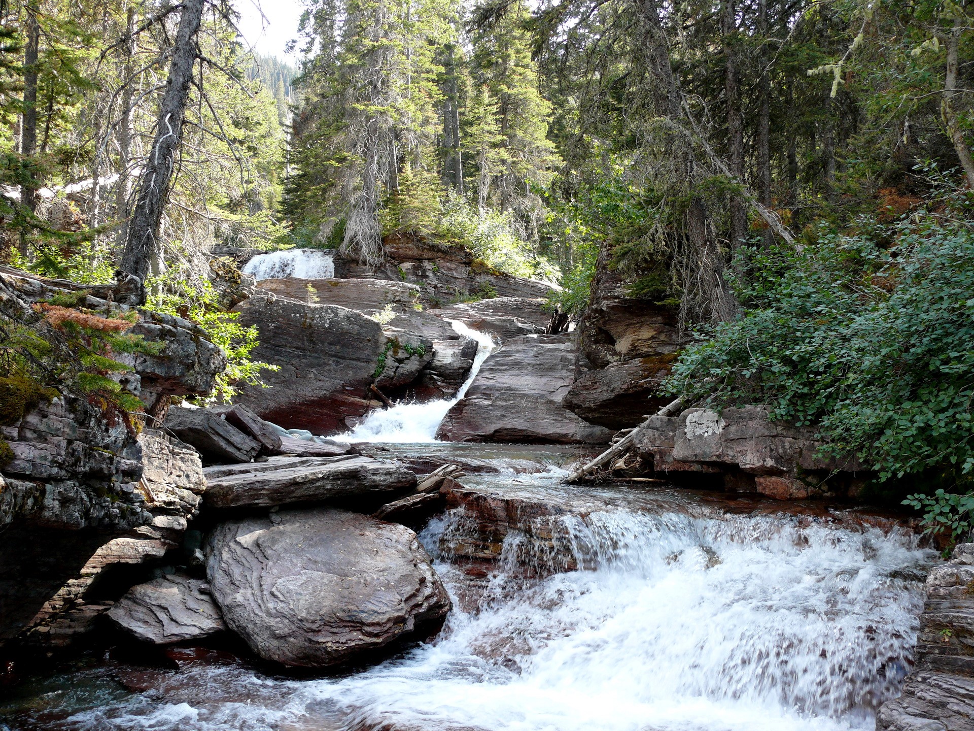 Waterfall in Glacier National Park, Montana HD Wallpaper