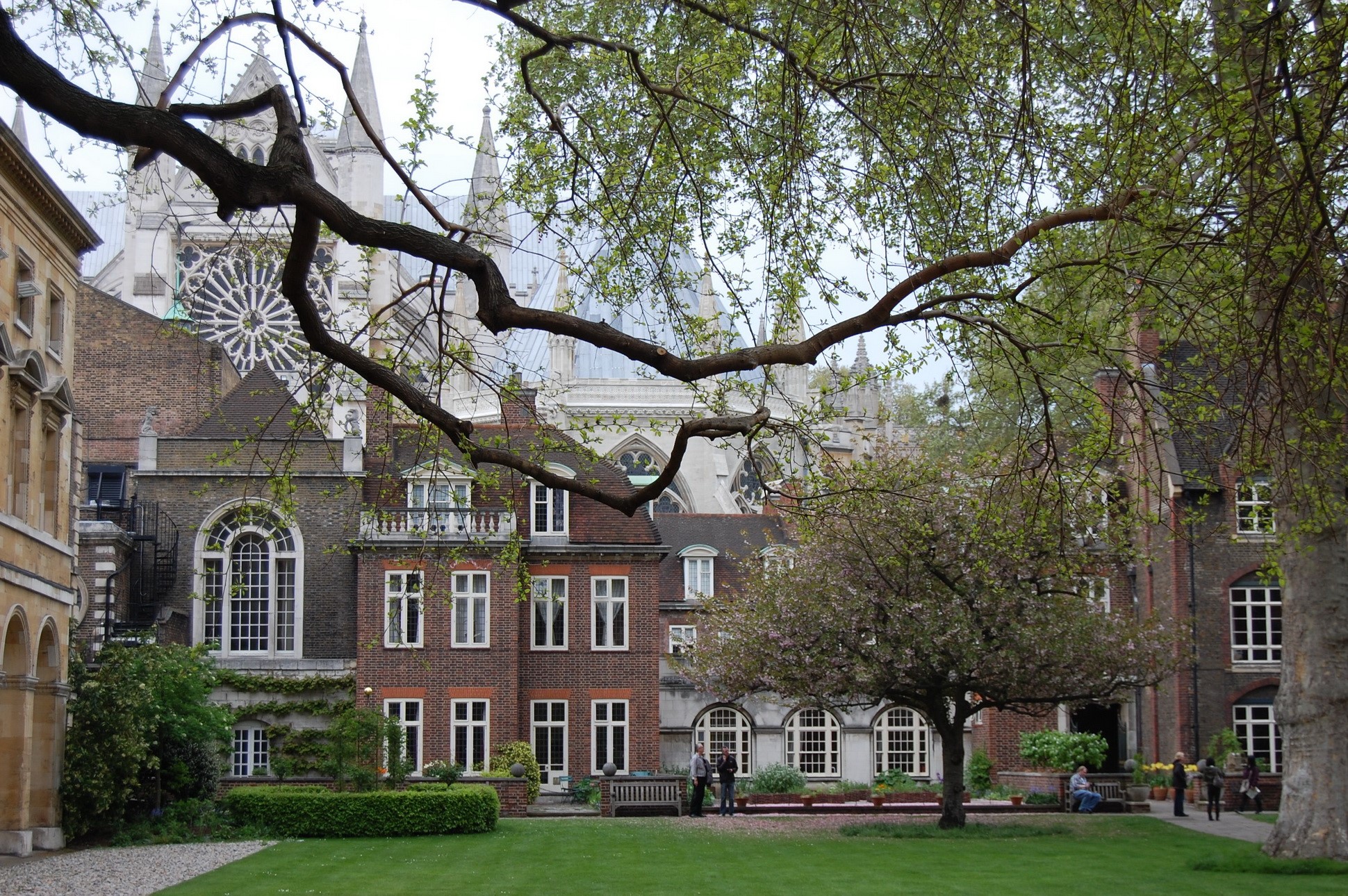 Courtyard with Gothic Architecture and Trees HD Wallpaper