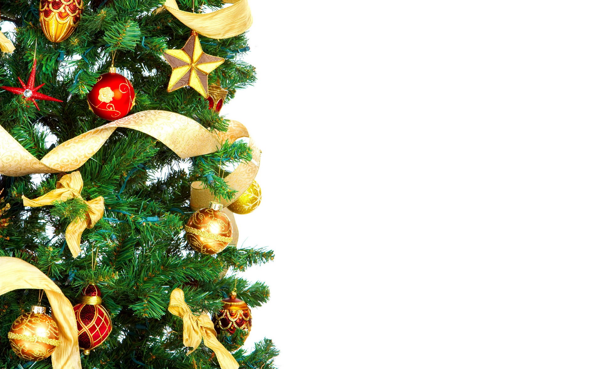 Christmas tree with ornaments and ribbon HD Wallpaper