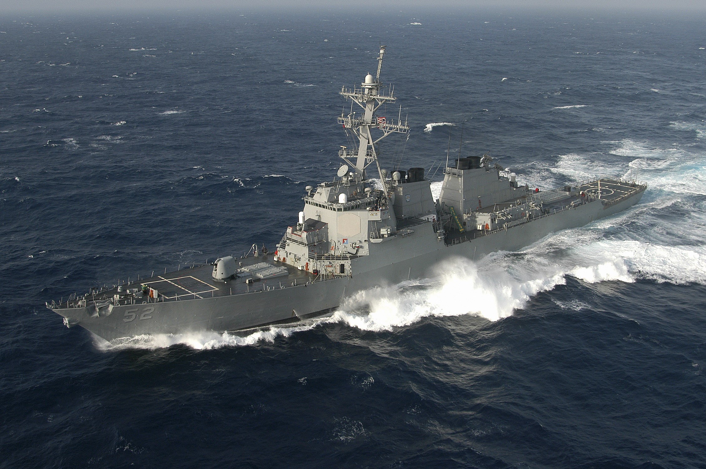 USS Arleigh Burke (DDG-51) destroyer sailing on the ocean HD Wallpaper