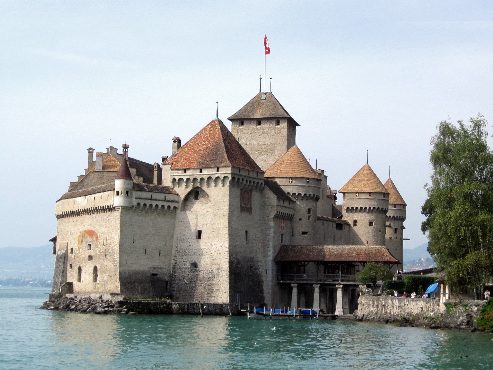 Chillon Castle on Lake Geneva, Switzerland HD Wallpaper