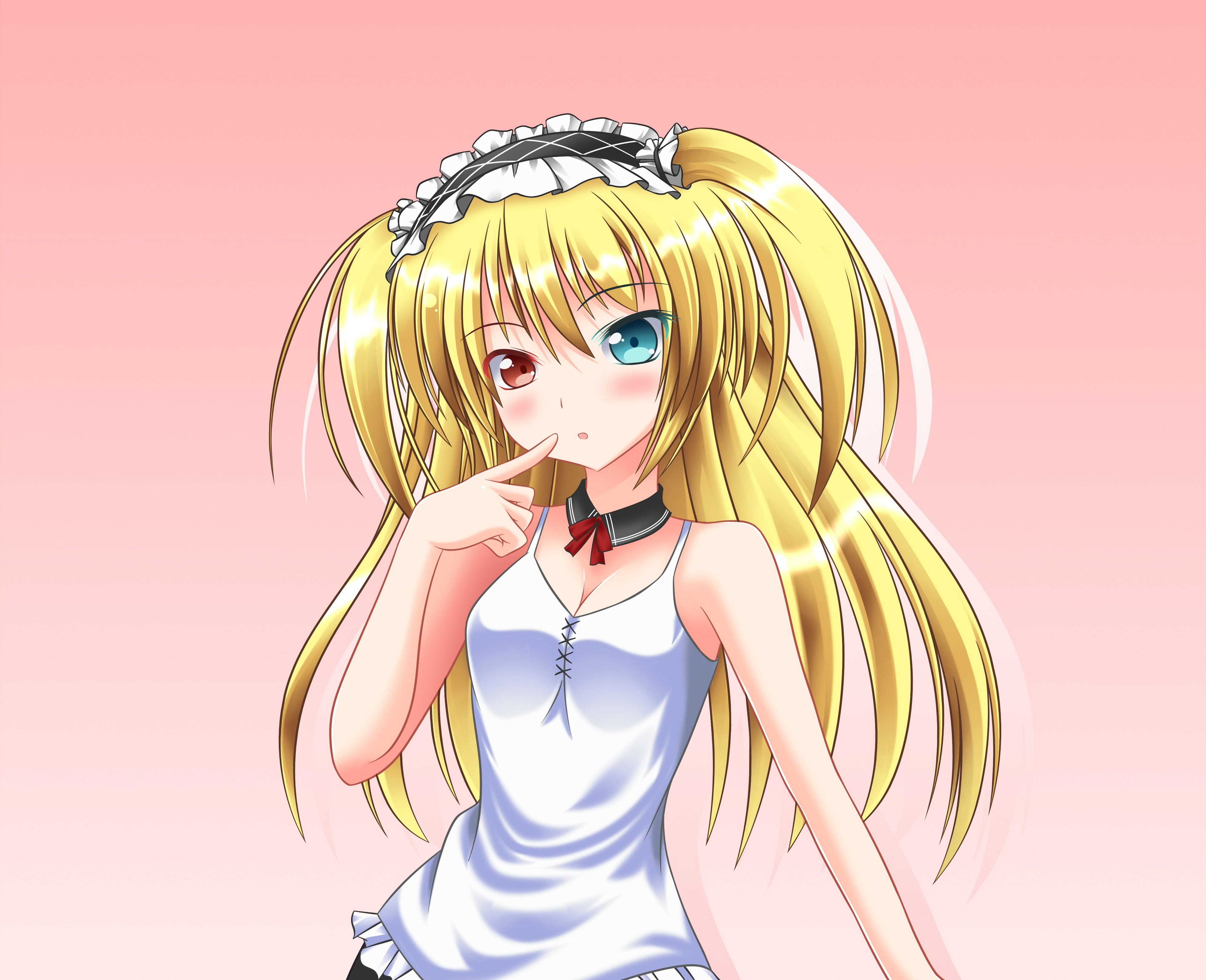 4K anime girl with heterochromia HD Wallpaper