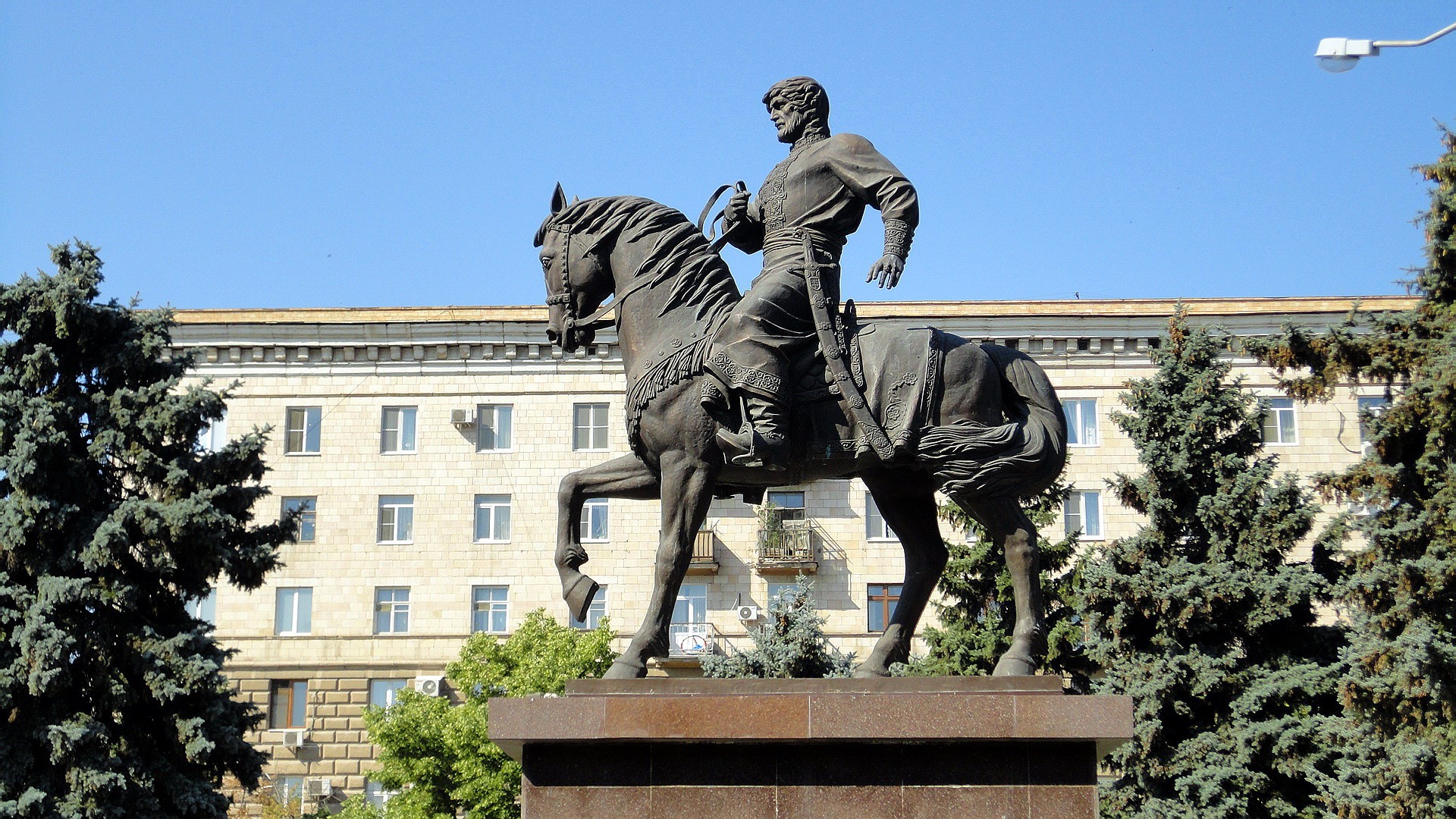 Monument to the Horseman in Volgograd HD Wallpaper