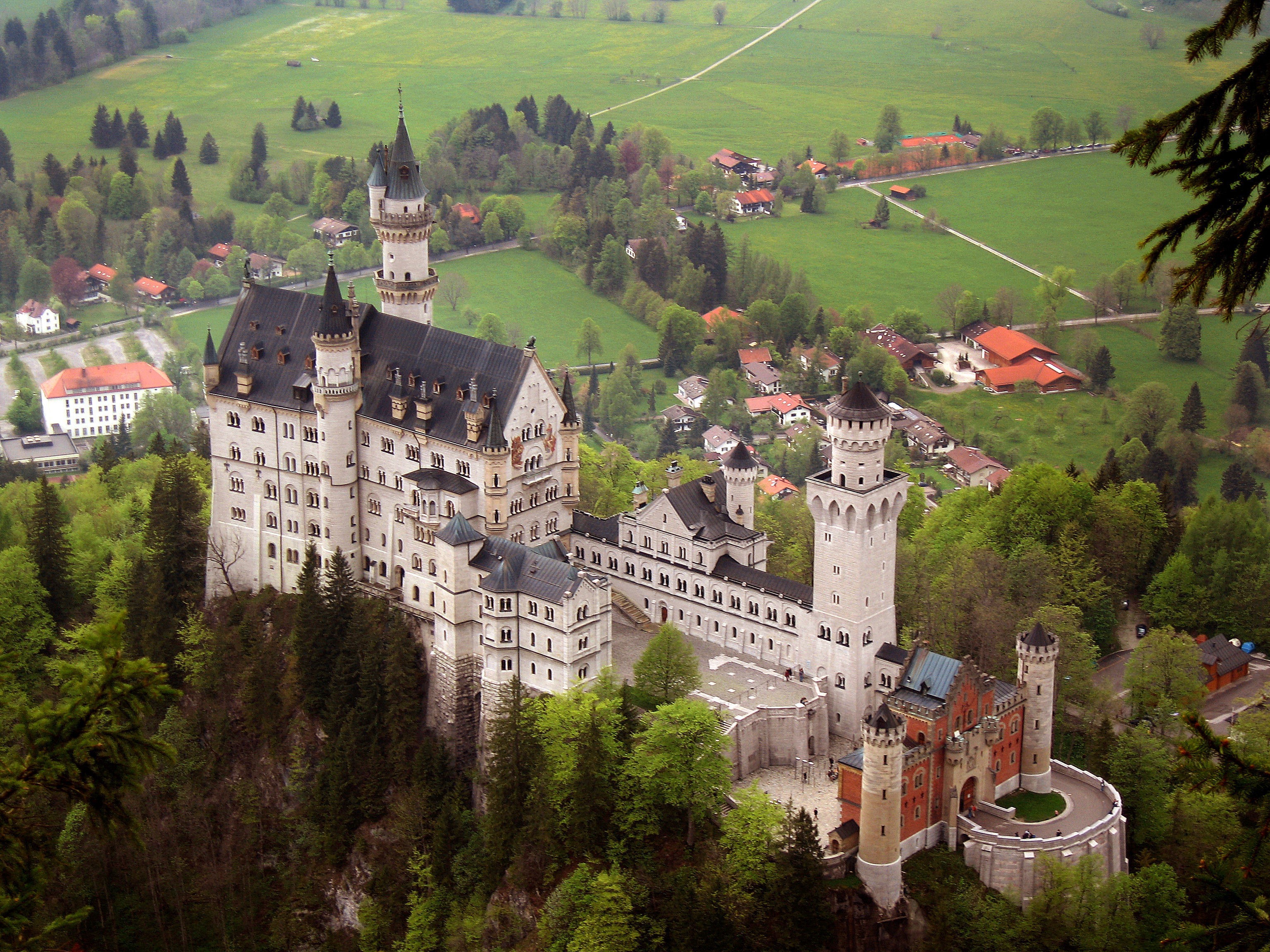 Neuschwanstein Castle in Germany HD Wallpaper
