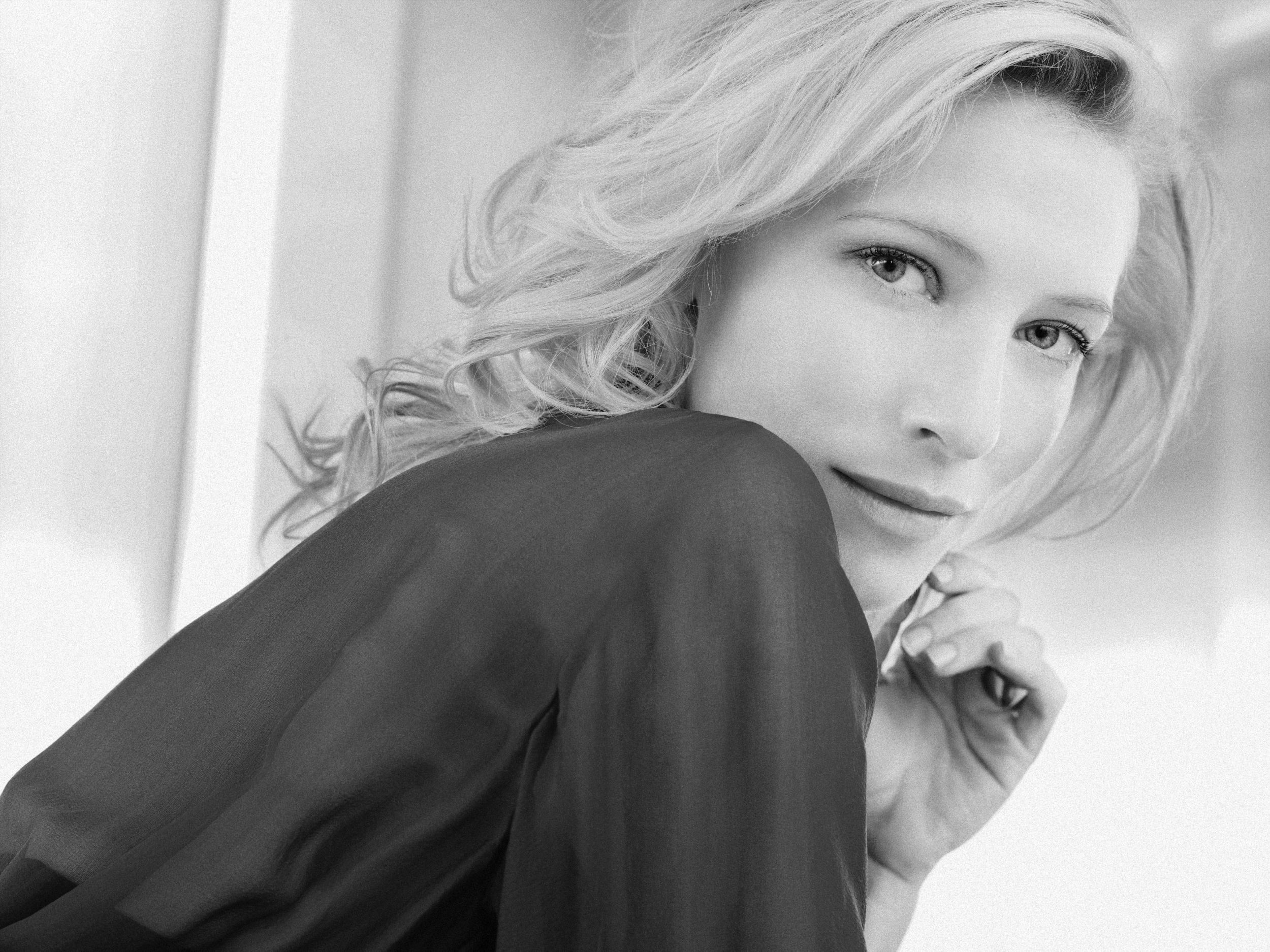 Cate Blanchett HD Wallpaper