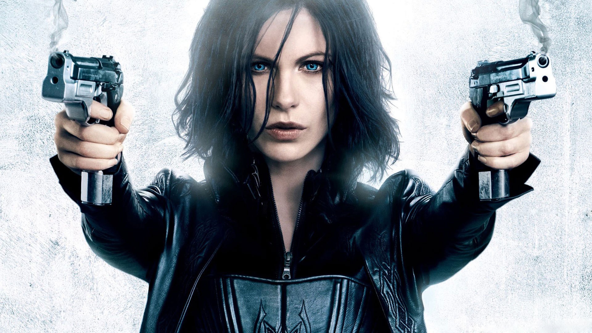 Selene from Underworld holding guns HD Wallpaper