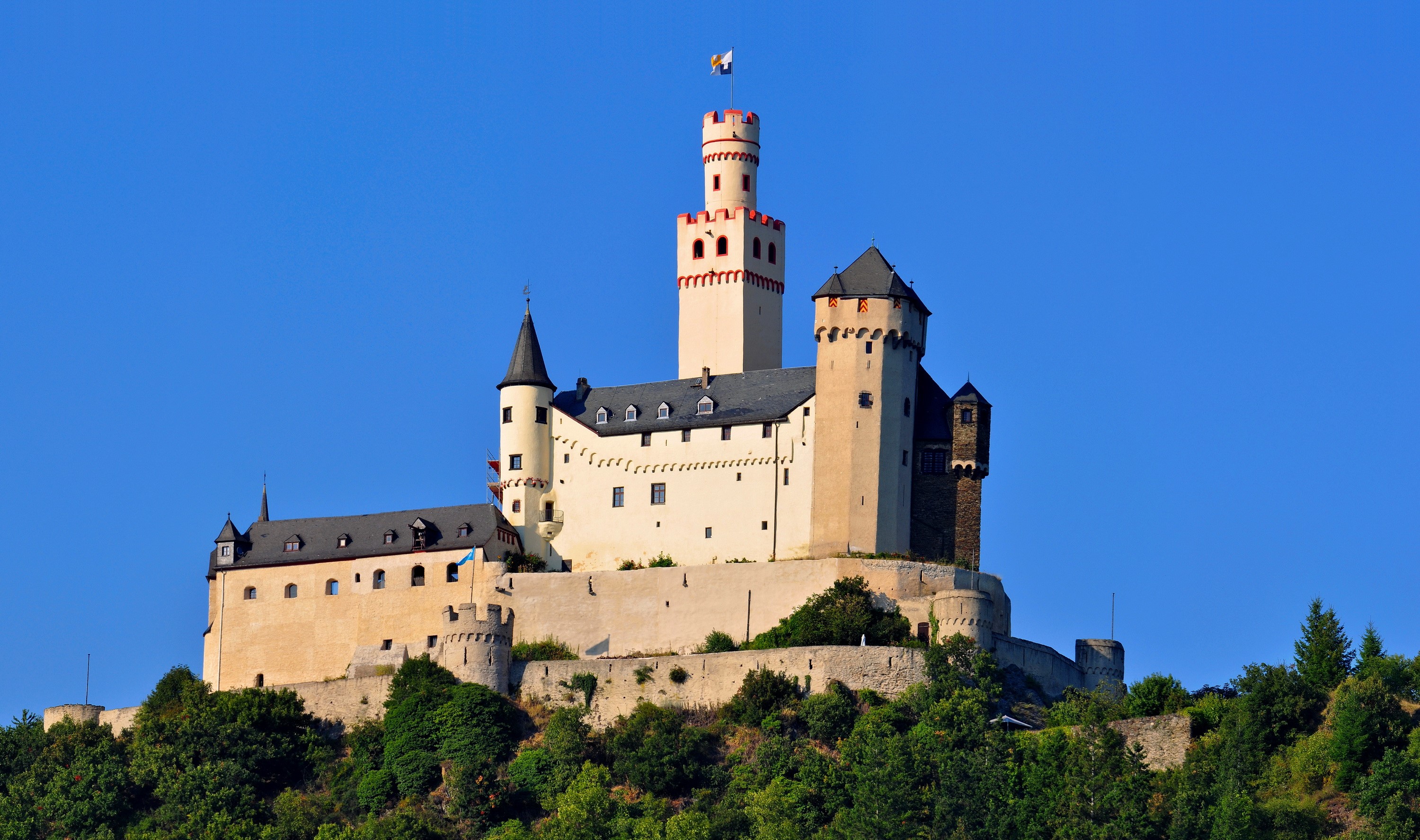 Marksburg Castle on a hill in Germany HD Wallpaper