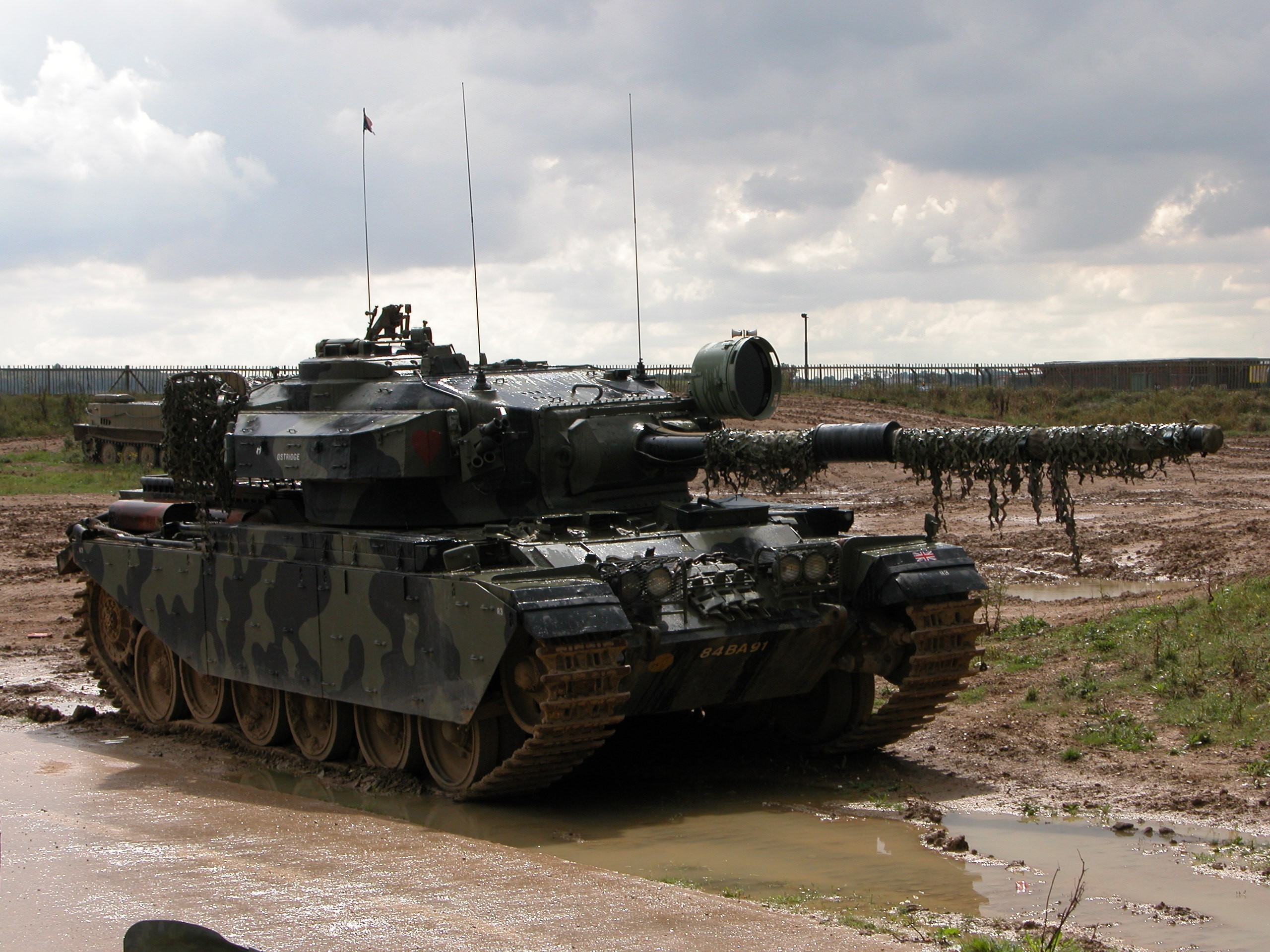 British Challenger 2 Main Battle Tank HD Wallpaper
