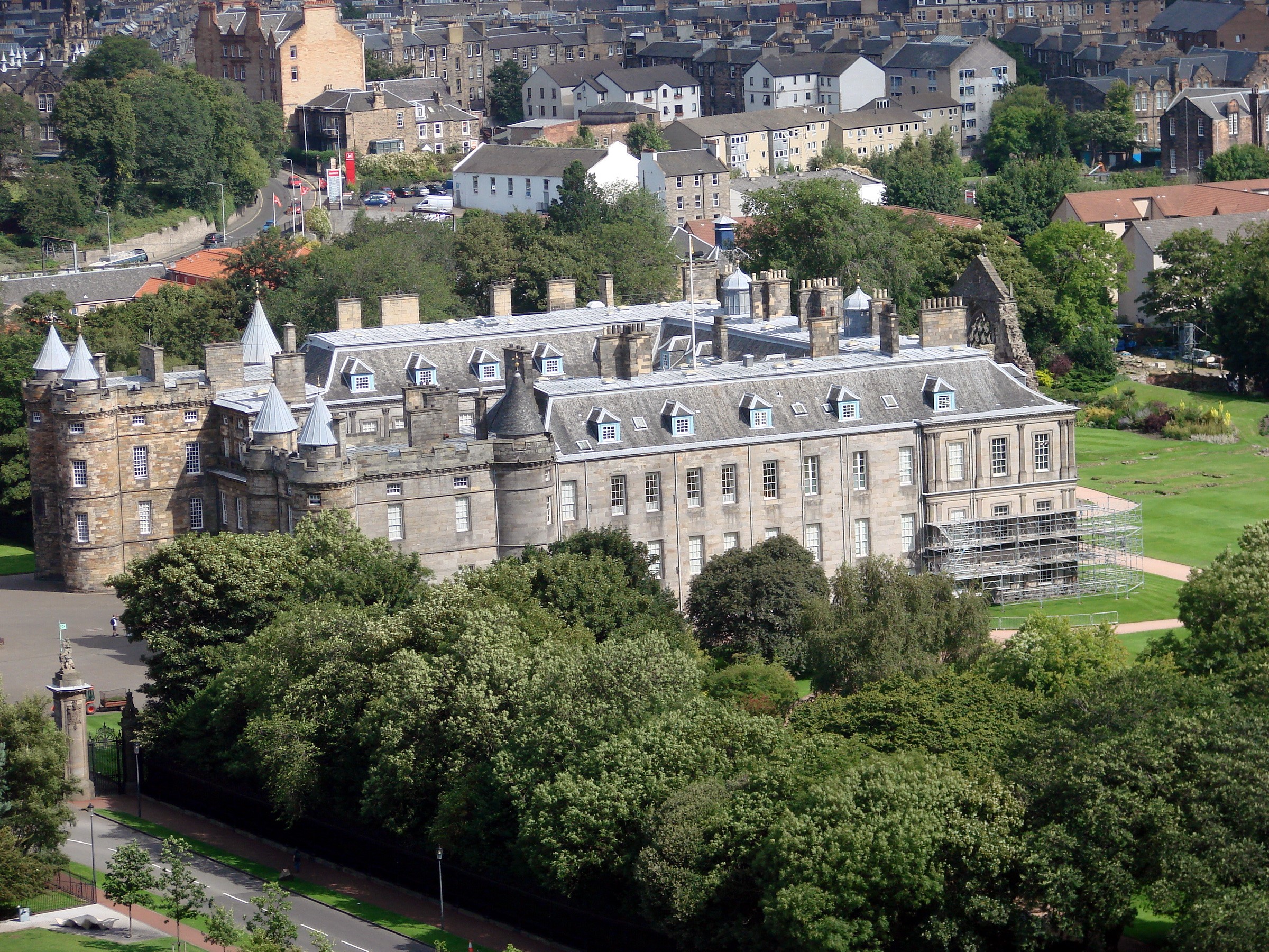 Holyrood Palace United Kingdom HD Wallpaper