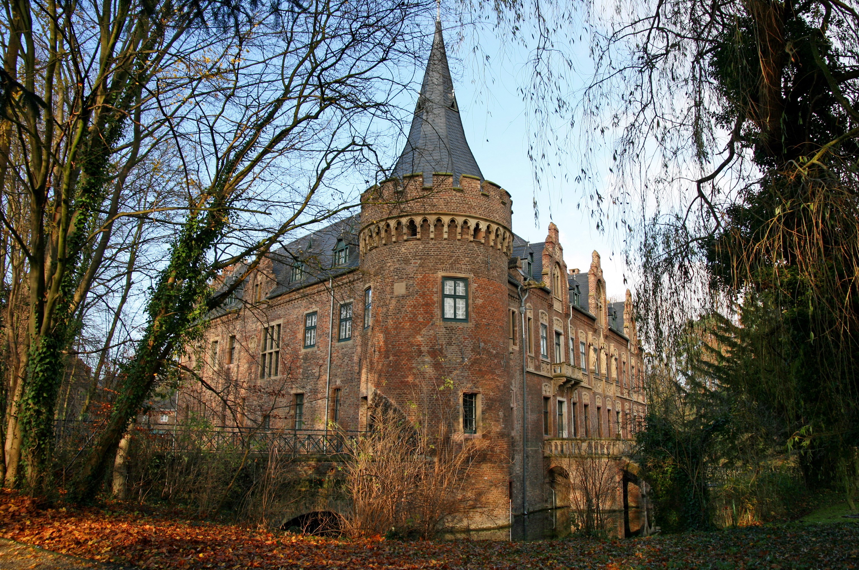 Castle Paffendorf in Germany HD Wallpaper