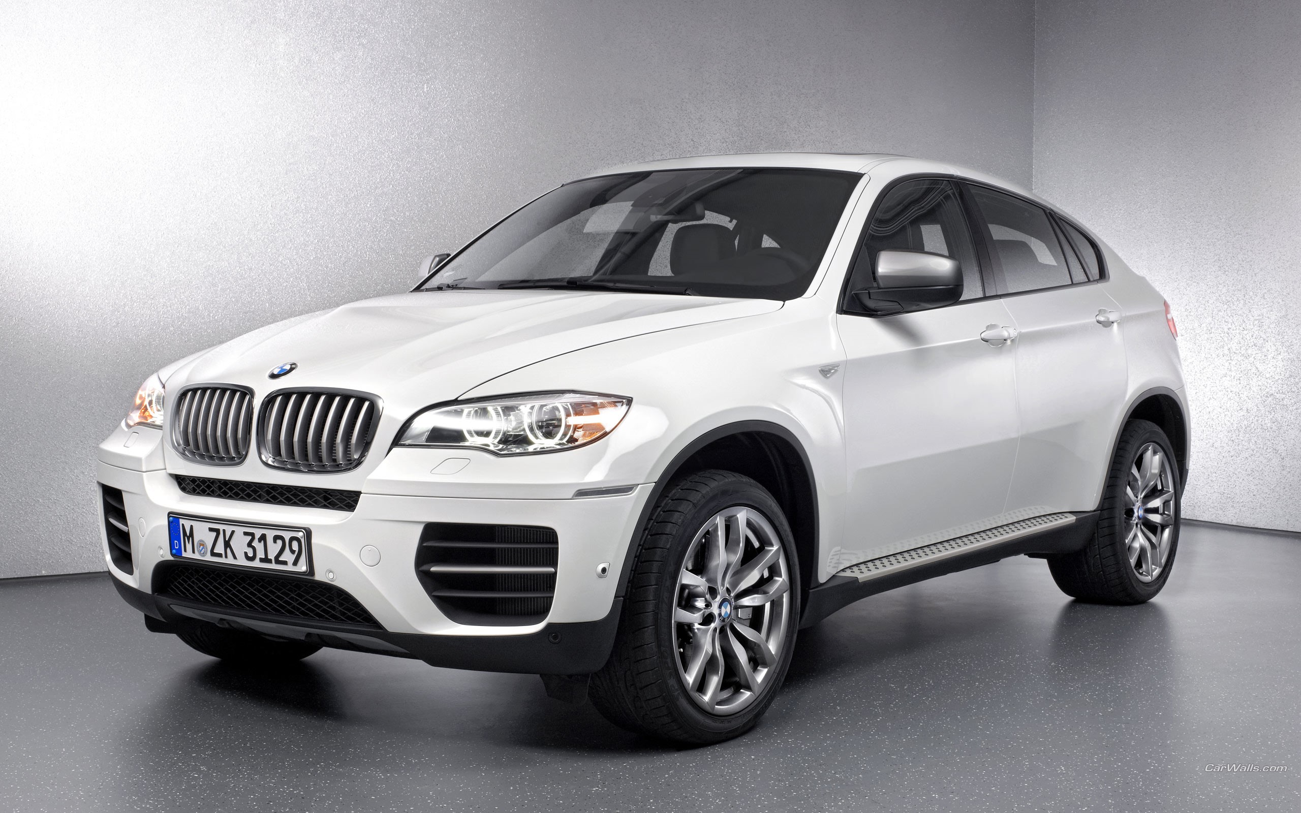 White BMW X6 M HD Wallpaper
