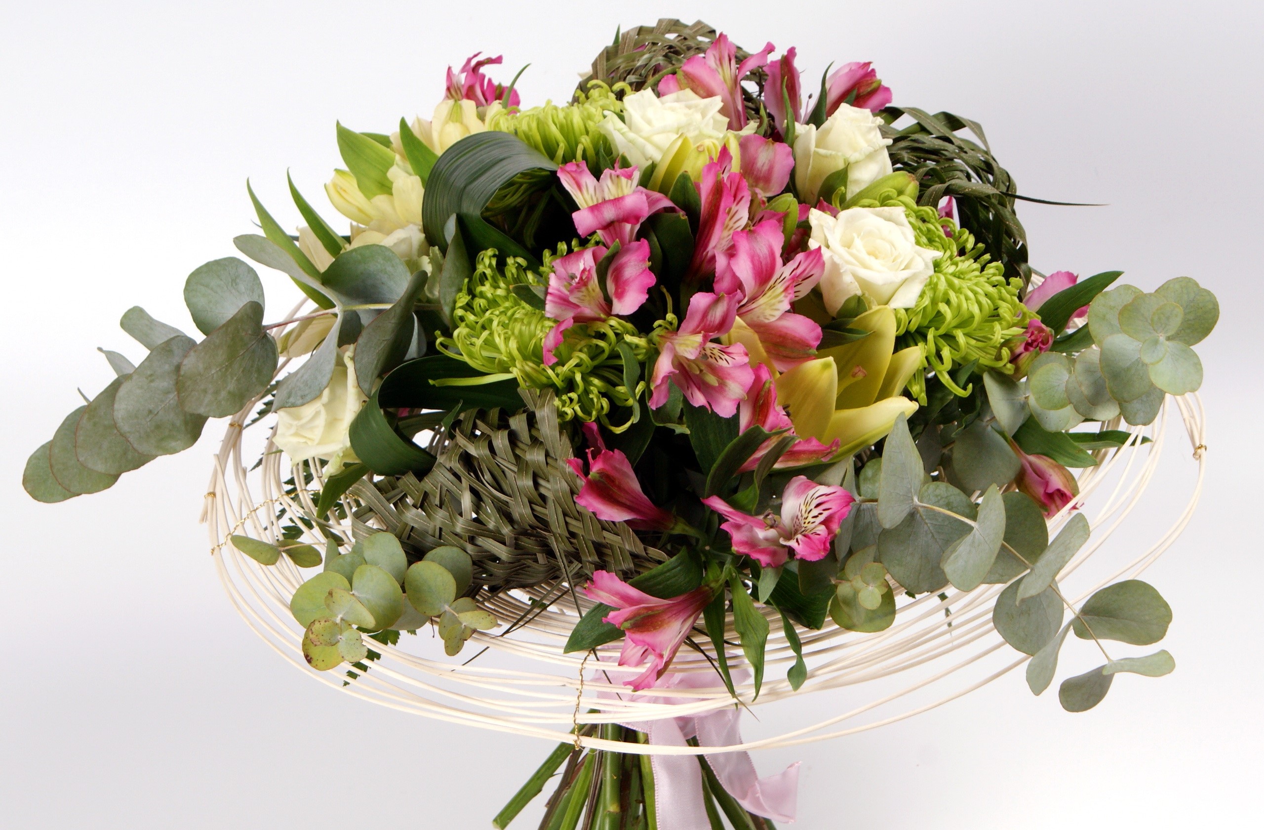 Bouquet of flowers with eucalyptus HD Wallpaper