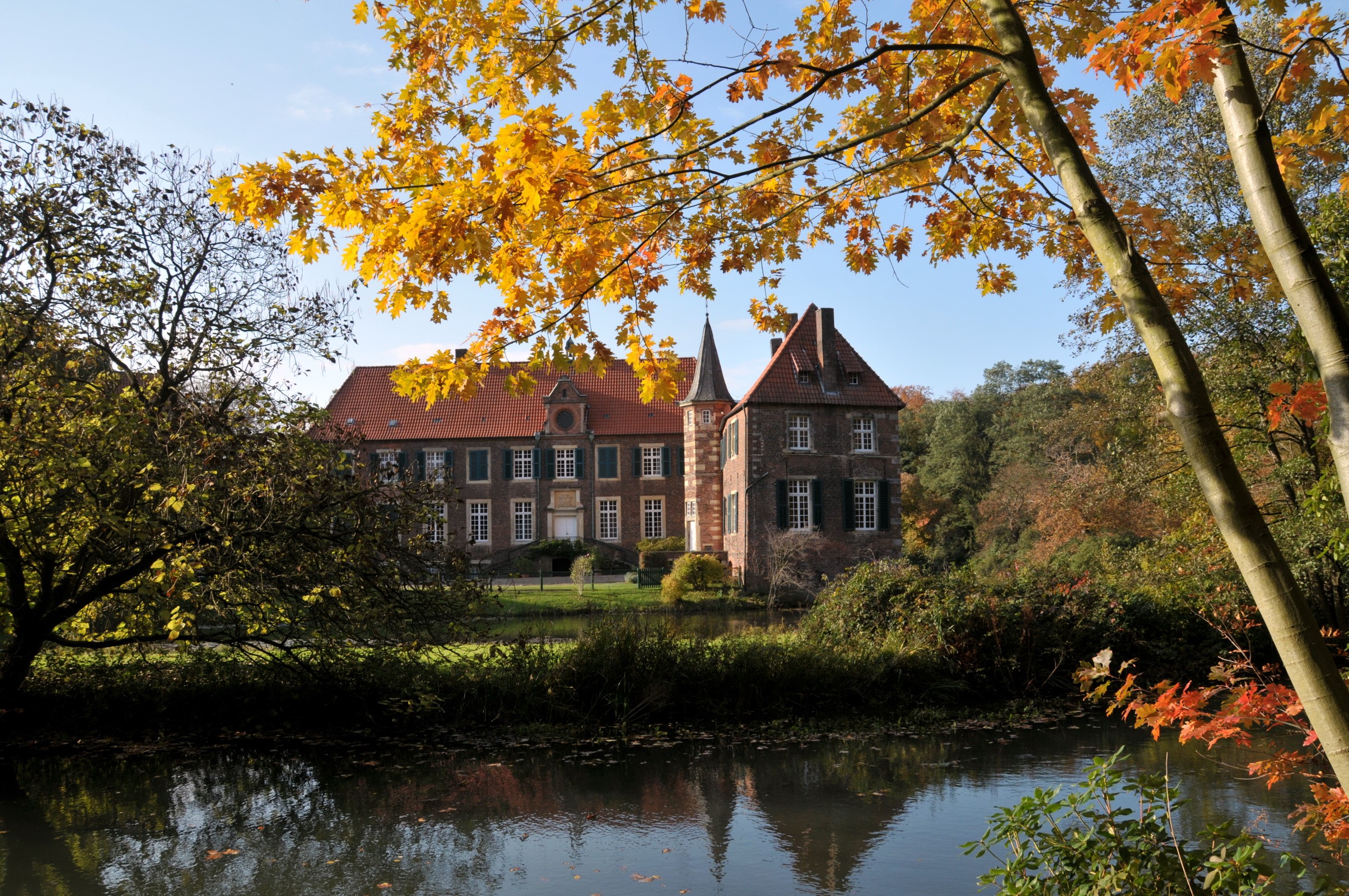 Castle Egelburg in Germany during autumn HD Wallpaper