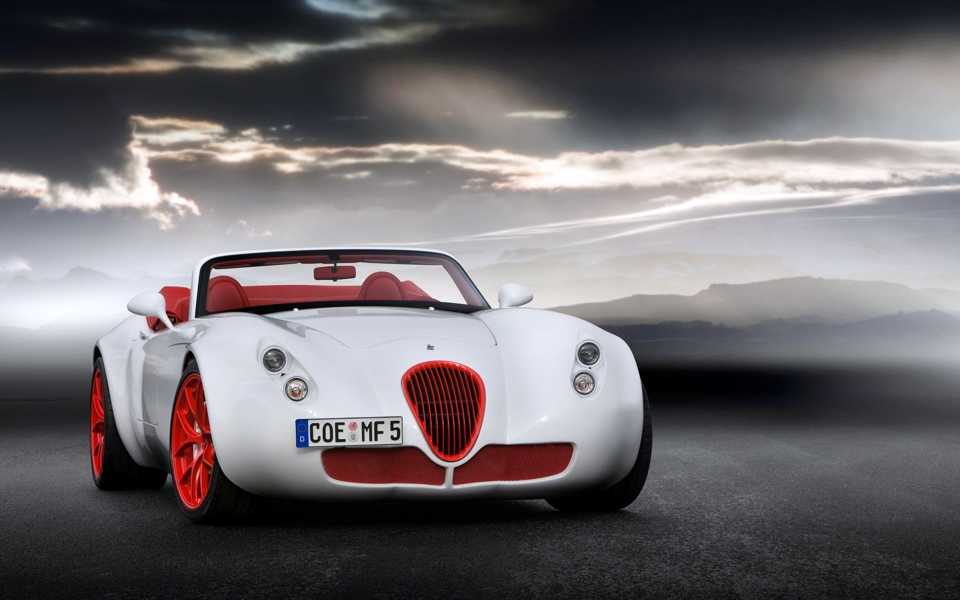 White Wiesmann MF5 Roadster with red accents HD Wallpaper