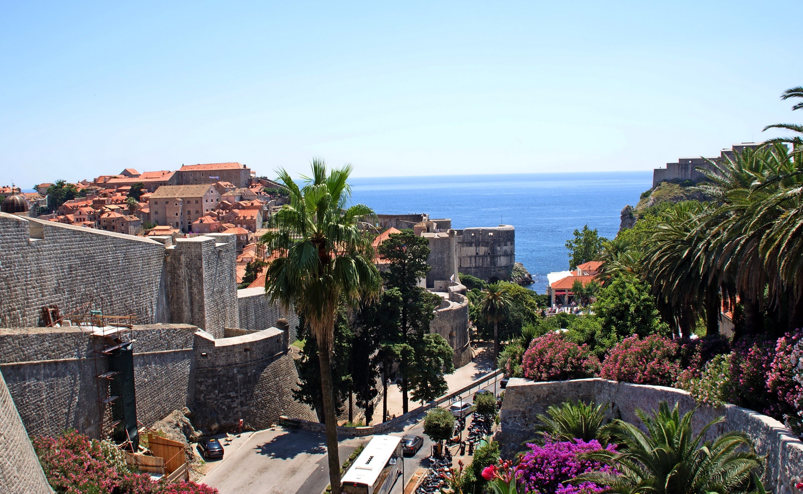 Dubrovnik Old Town Walls and Adriatic Sea HD Wallpaper