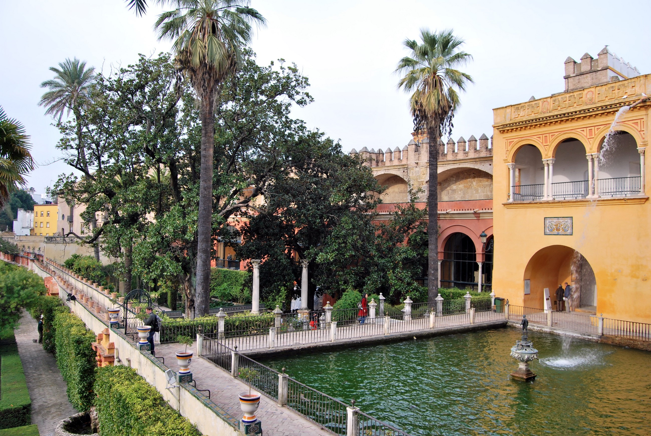 Alcázar of Seville, Spain HD Wallpaper