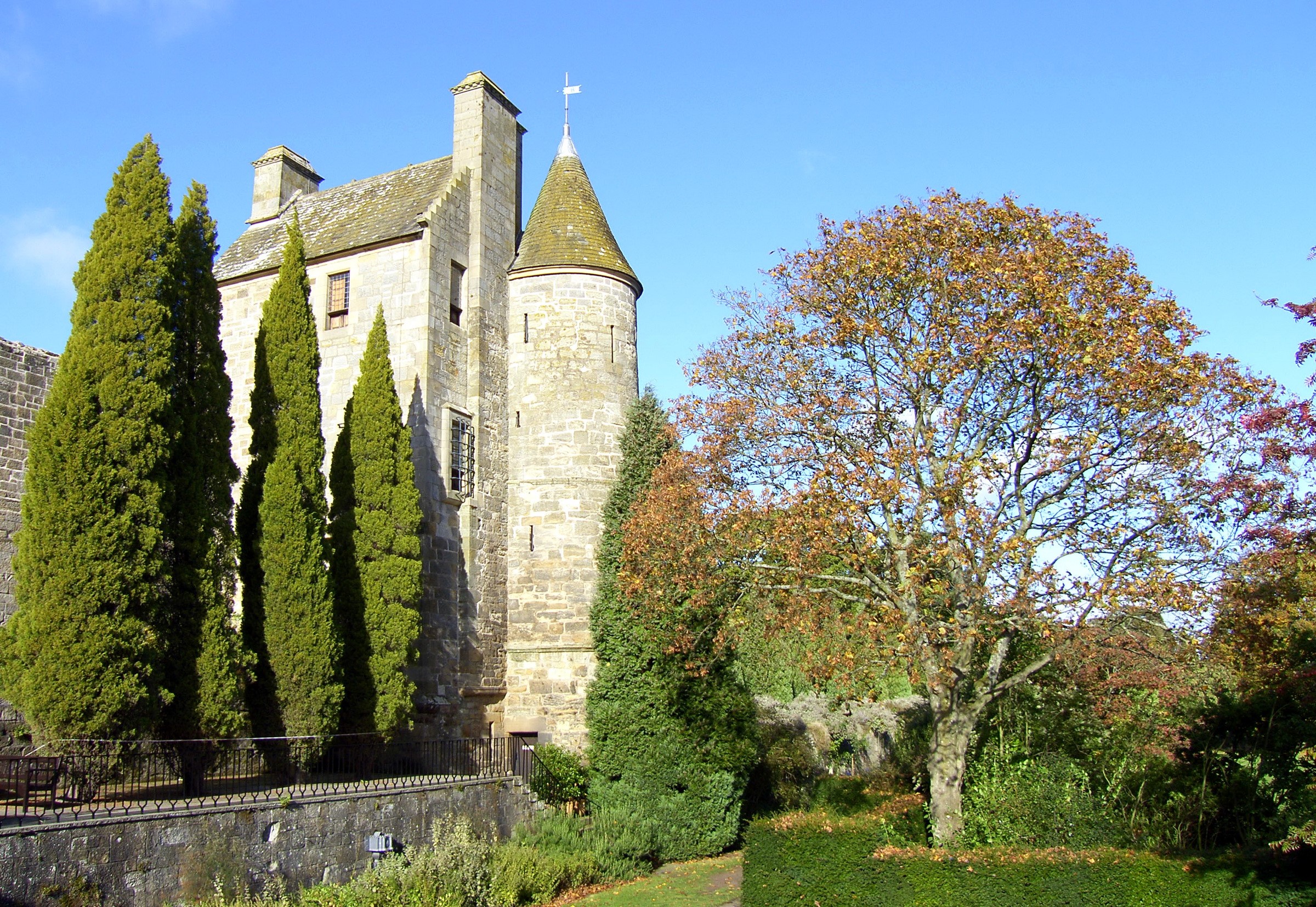 Falkland Palace, Scotland HD Wallpaper