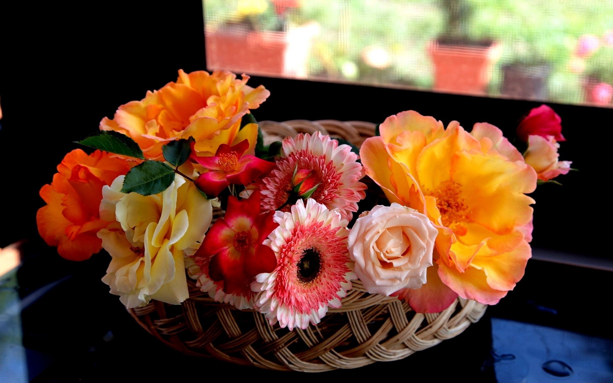 Basket of colorful roses and gerbera daisies HD Wallpaper