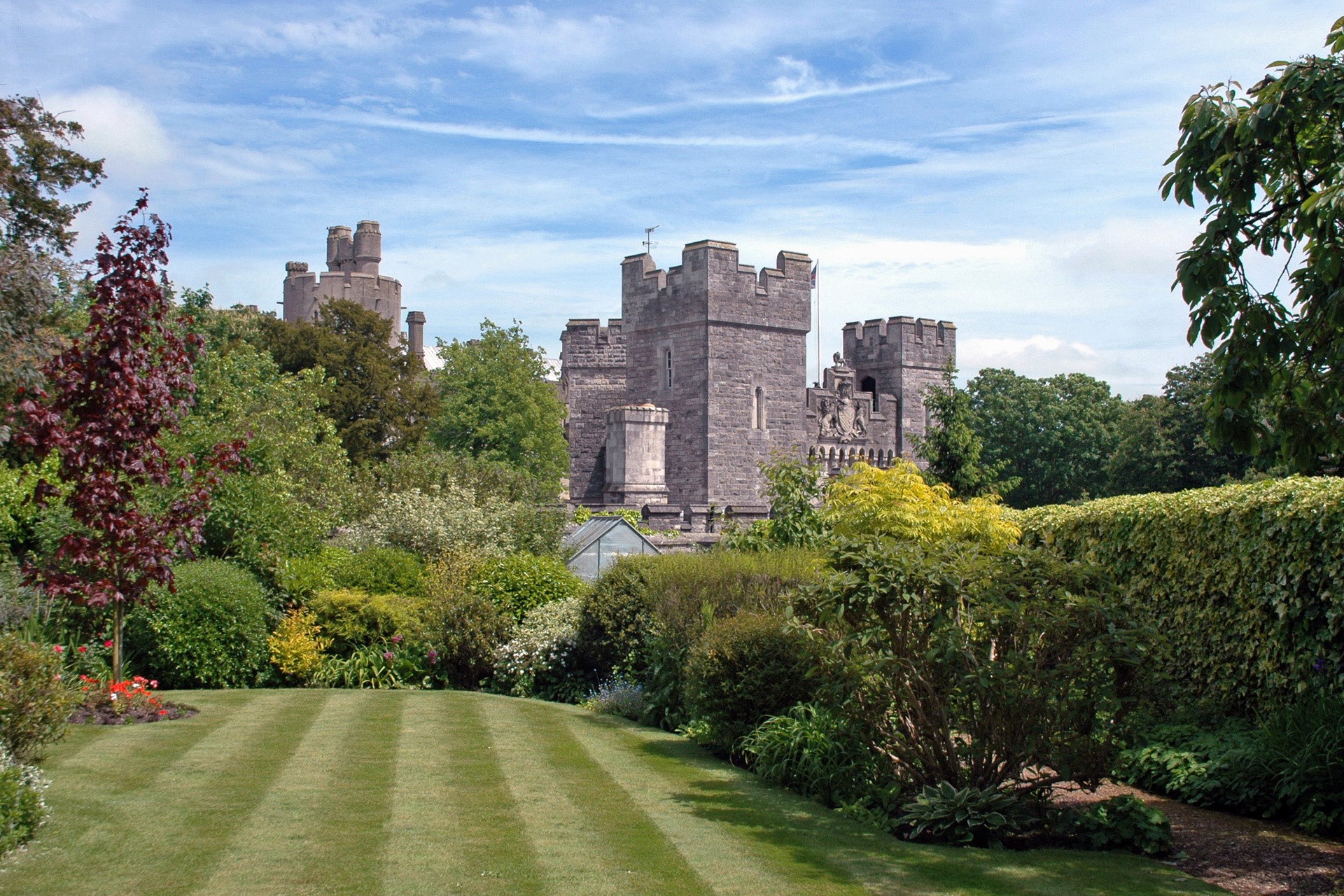 Arundel Castle, West Sussex, UK HD Wallpaper