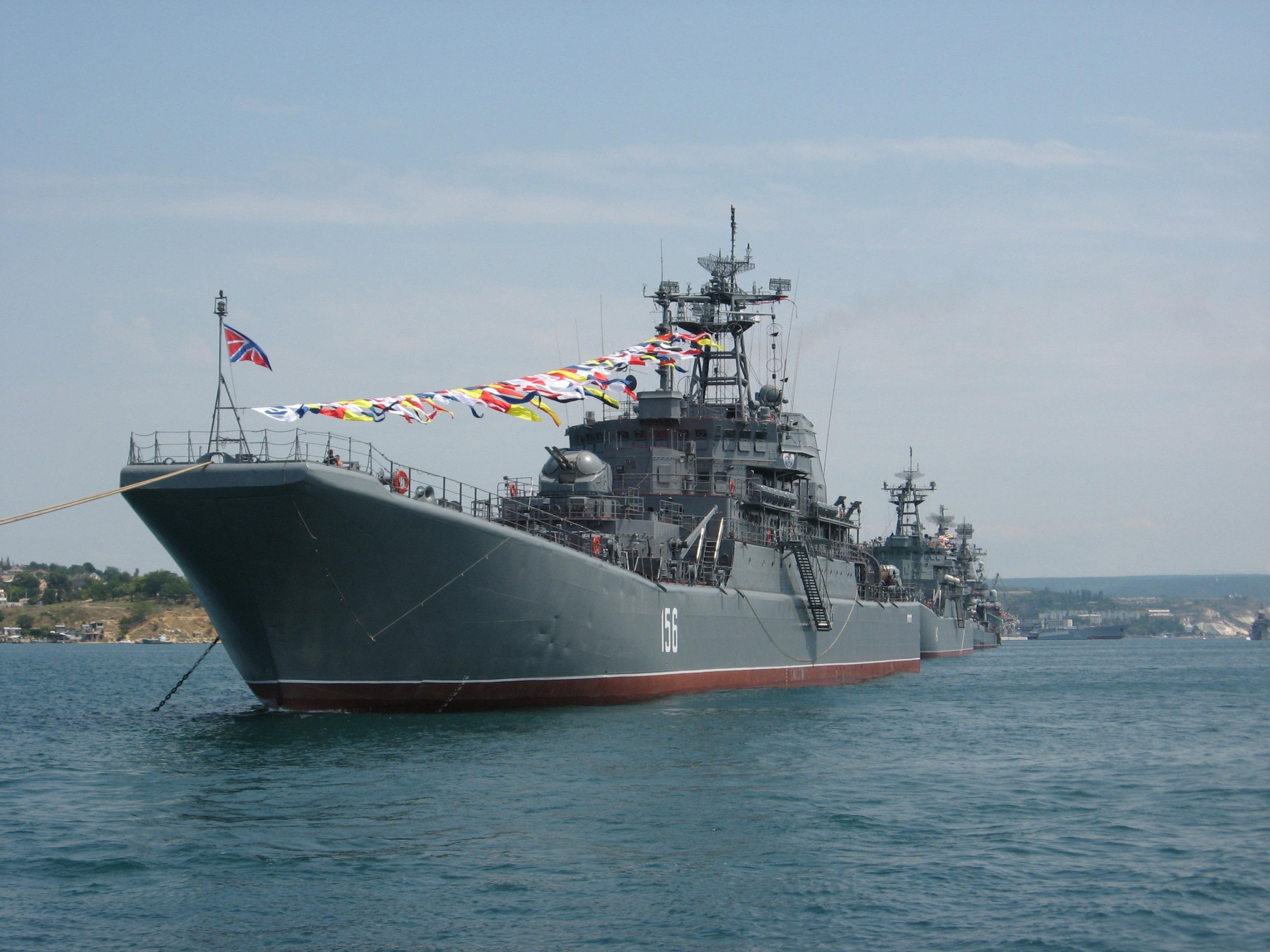 Russian naval ships decorated with flags HD Wallpaper