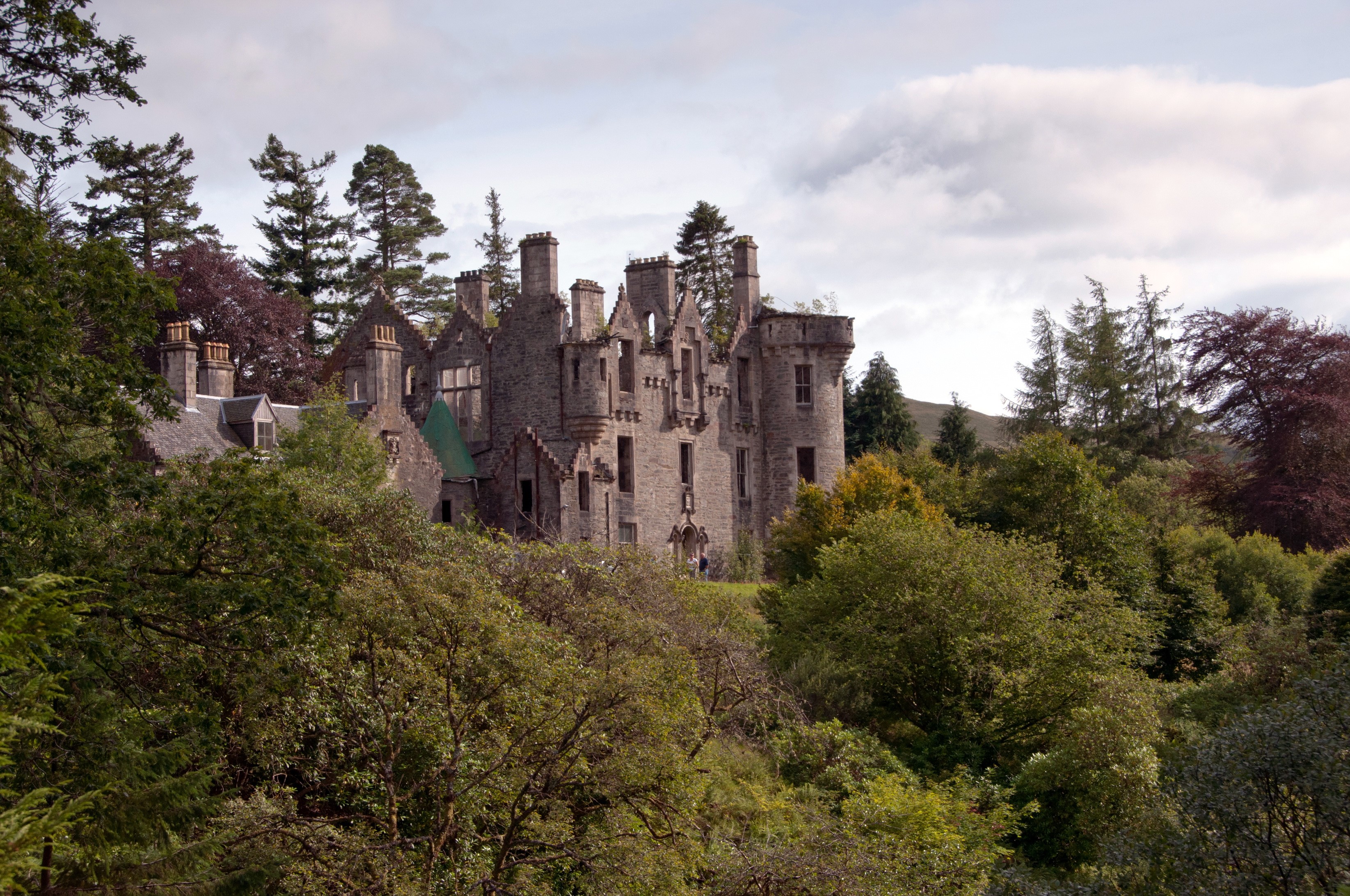 Dunans Castle, Scotland HD Wallpaper