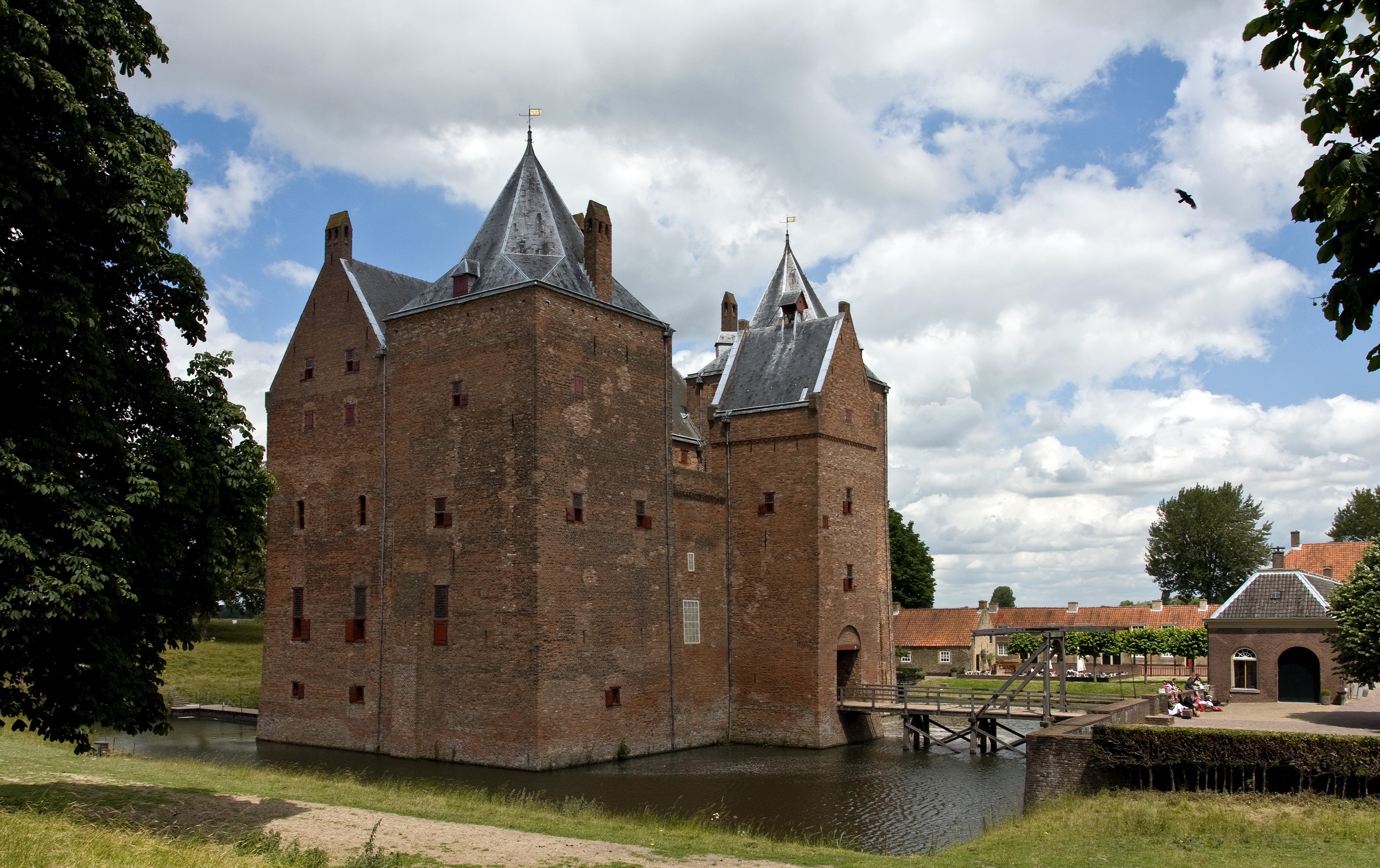 Castle Loevestein in the Netherlands HD Wallpaper
