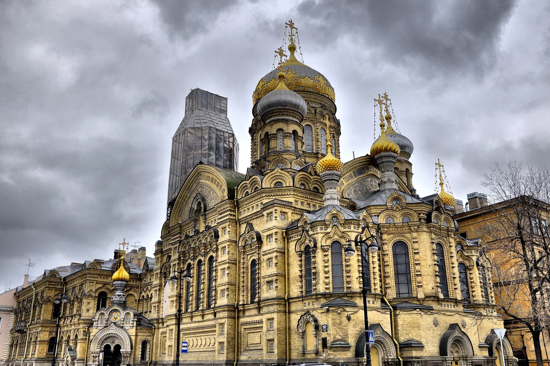 The Church of the Assumption of the Most Holy Mother of God in St. Petersburg HD Wallpaper