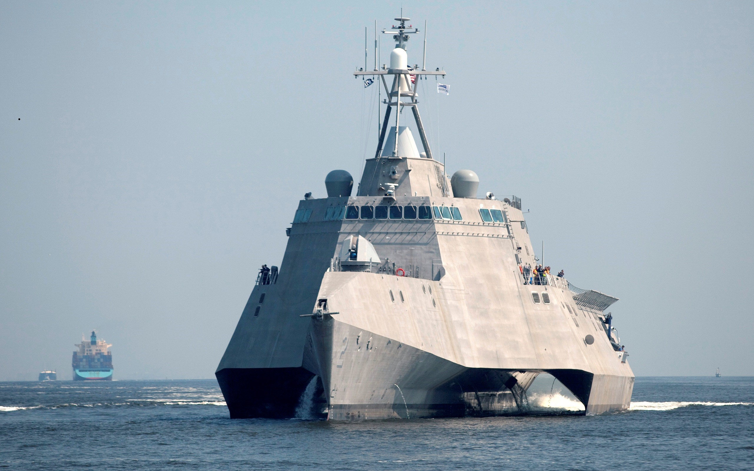 US Navy Littoral Combat Ship on the water HD Wallpaper