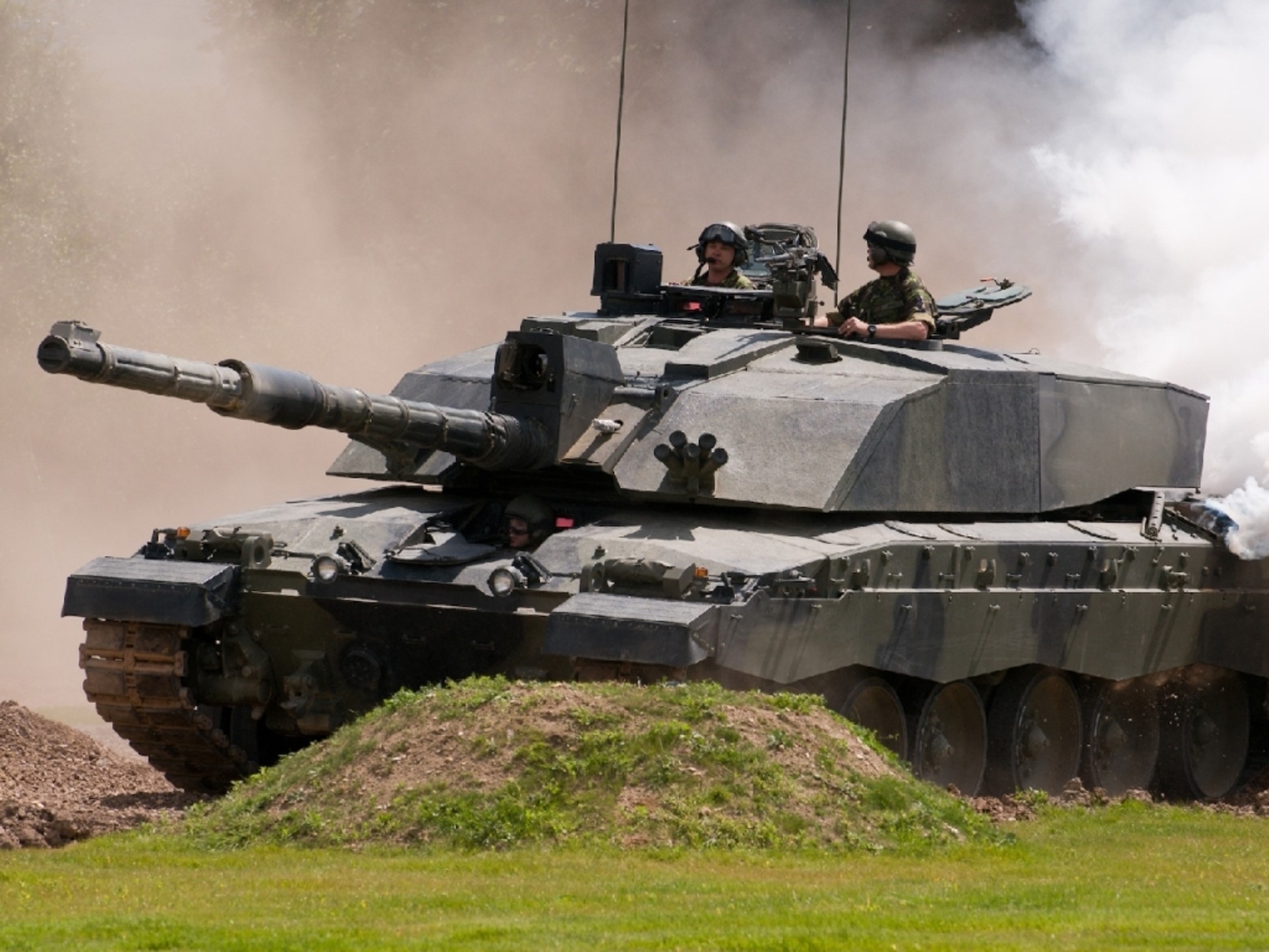 Challenger 2 Tank with Crew in Smoke HD Wallpaper