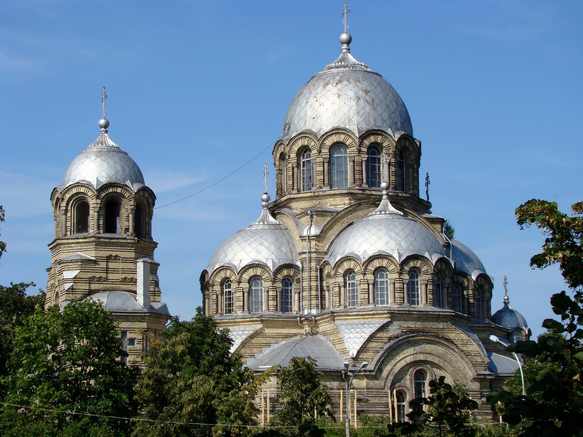 Orthodox Church with Silver Domes and Bell Tower HD Wallpaper